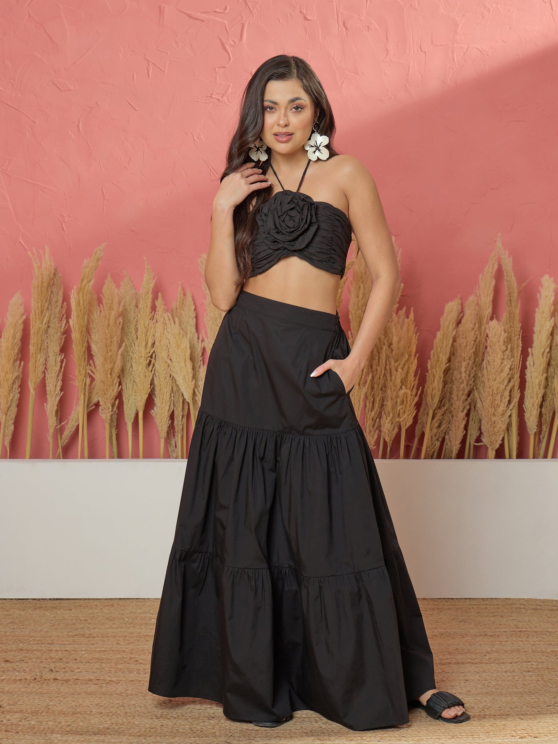 Women Black Front Corsage Tube Top With Tiered Skirt