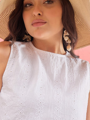 Women White Sleeveless A-Line Top With Straight Pants