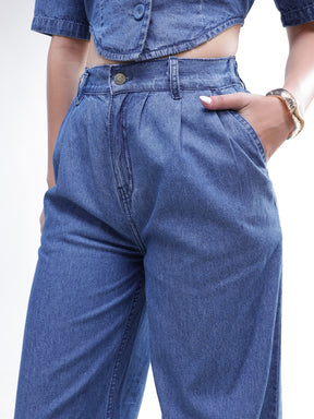 Blue Back Cut-Out Crop Top With Straight Jeans-SASSAFRAS