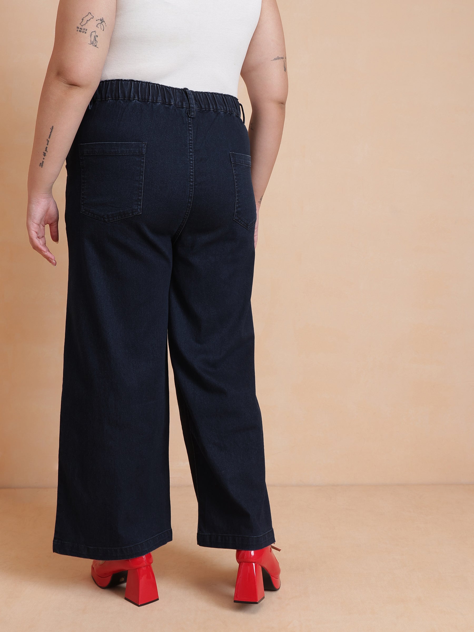 Women Navy Wash Denim Top With Flared Jeans