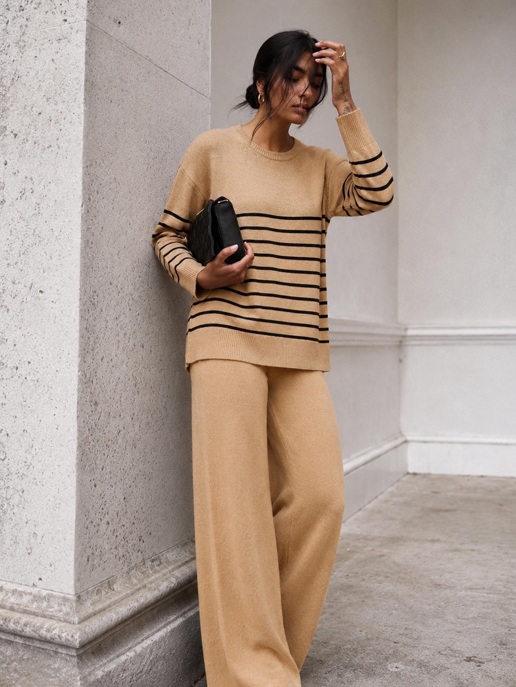 Beige & Black Knitted Oversize Sweatshirt With Pants-SASSAFRAS