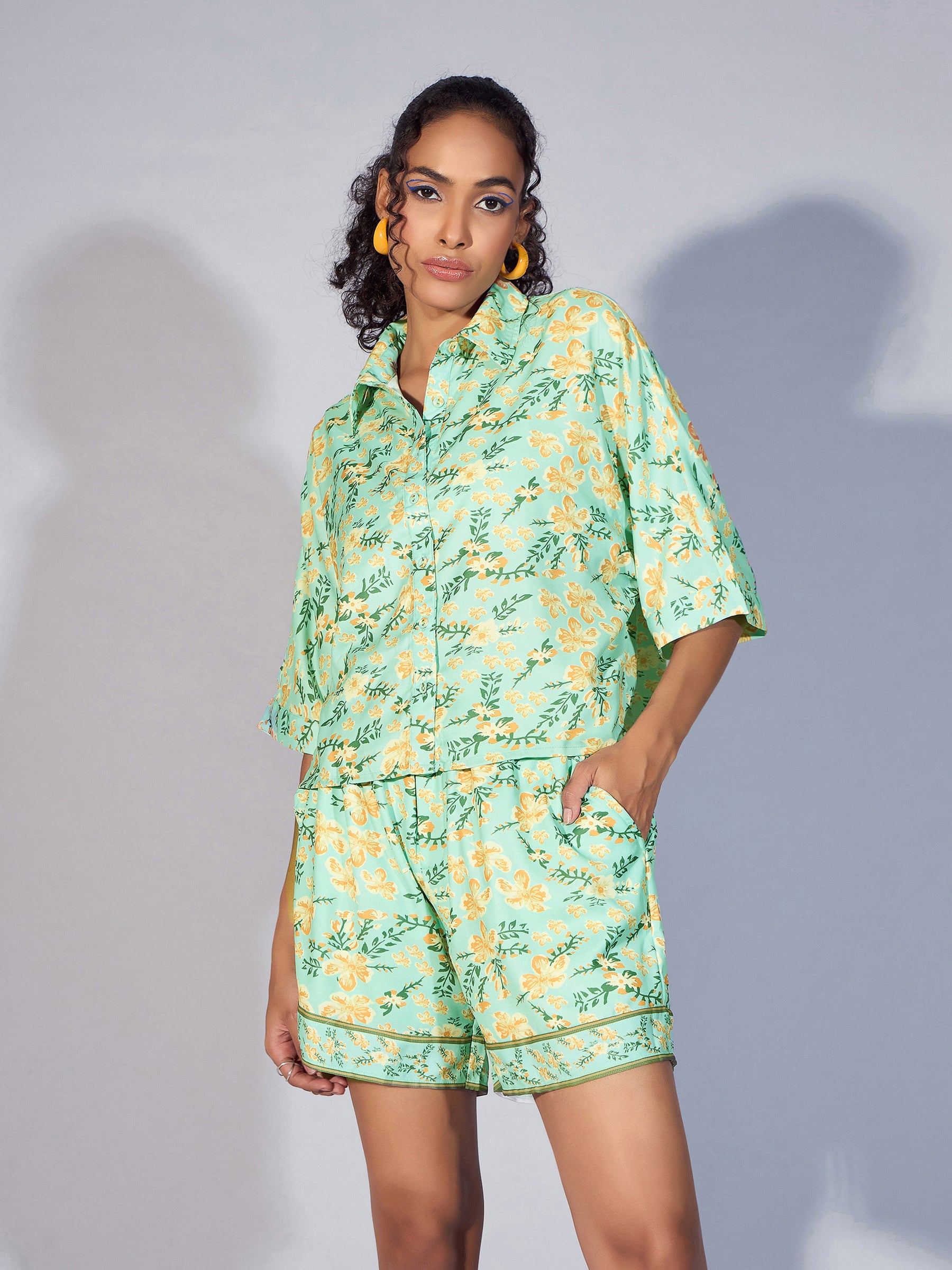 Women Green Floral Boxy Shirt With Paperback Shorts