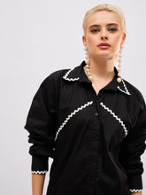 Black Ric Rac Lace Regular Fit Shirt -SASSAFRAS