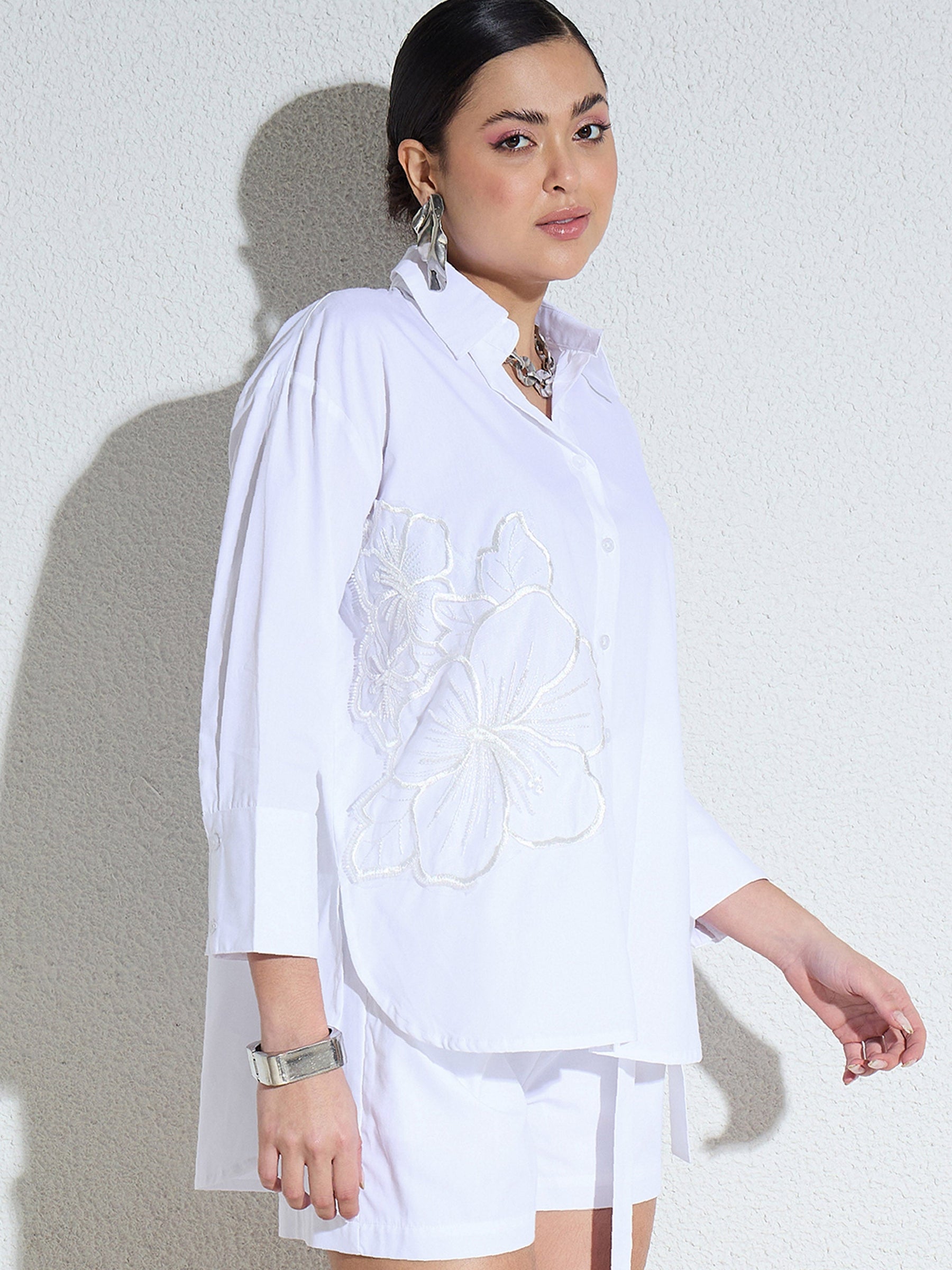 White Poplin Embellishment Oversize Shirt-SASSAFRAS