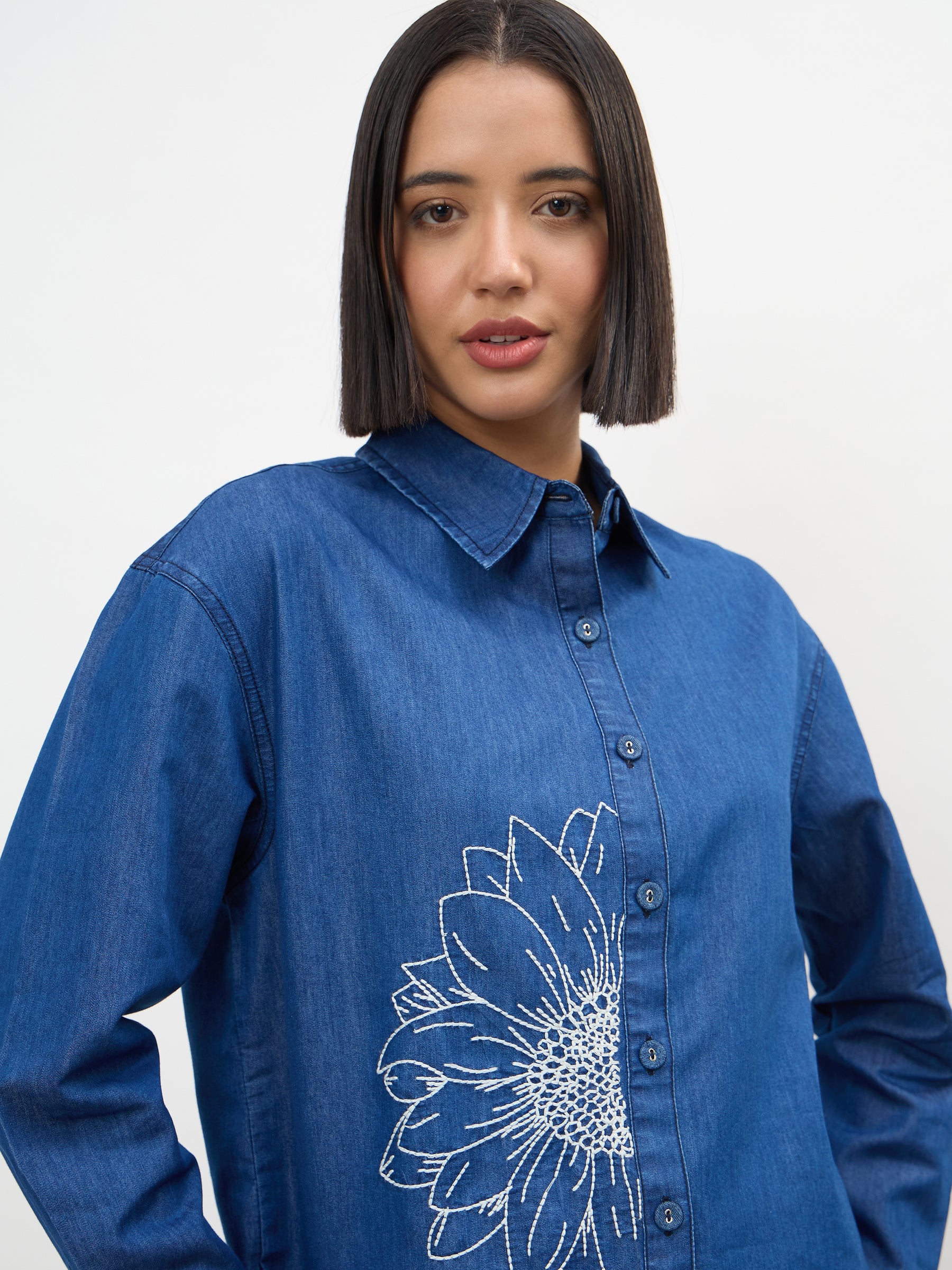 Navy Embroidered Oversize Shirts With Straight Pants-SASSAFRAS