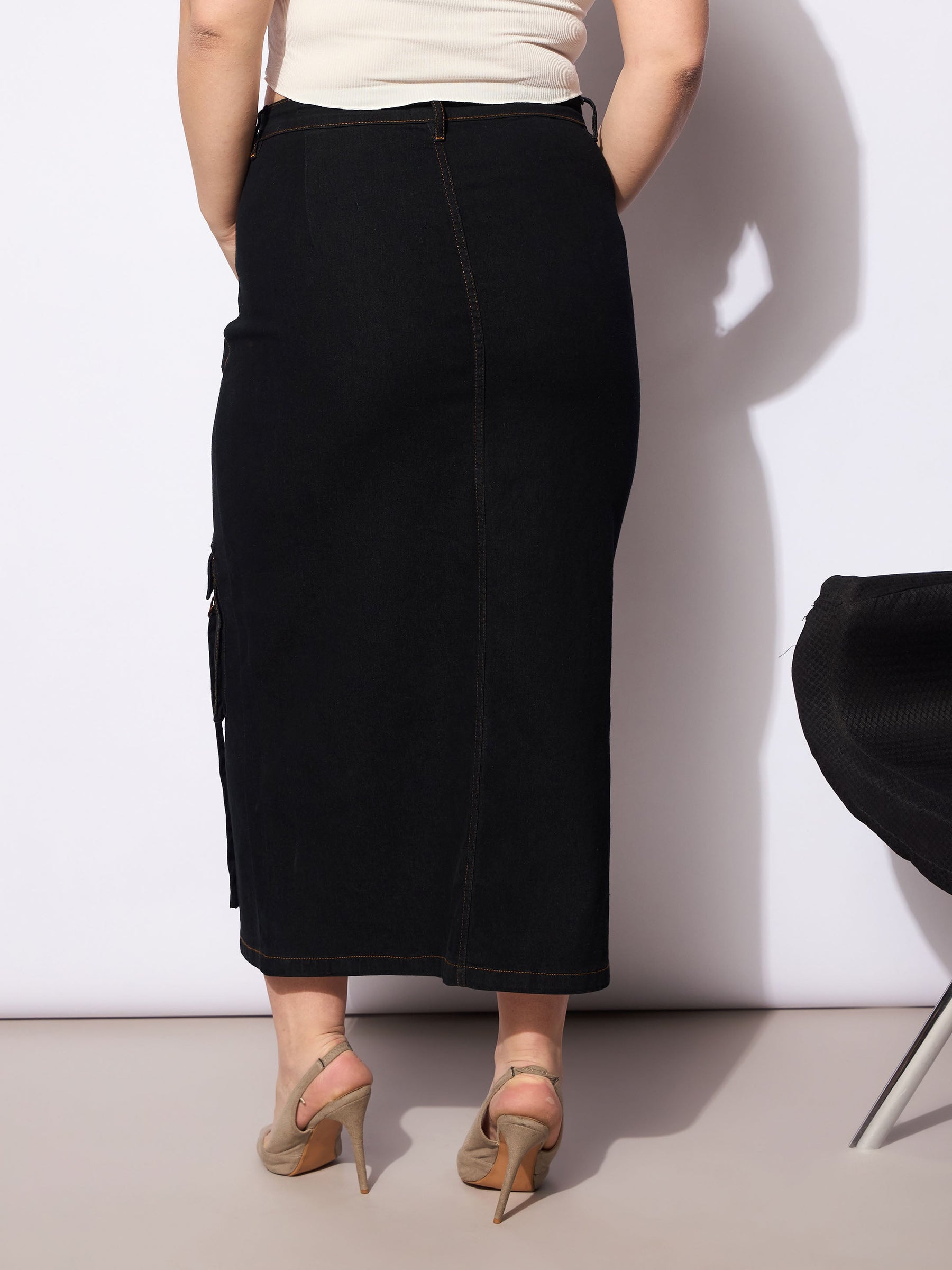 Black Denim Multi Pocket Front Slit Skirt -SASSAFRAS Curve