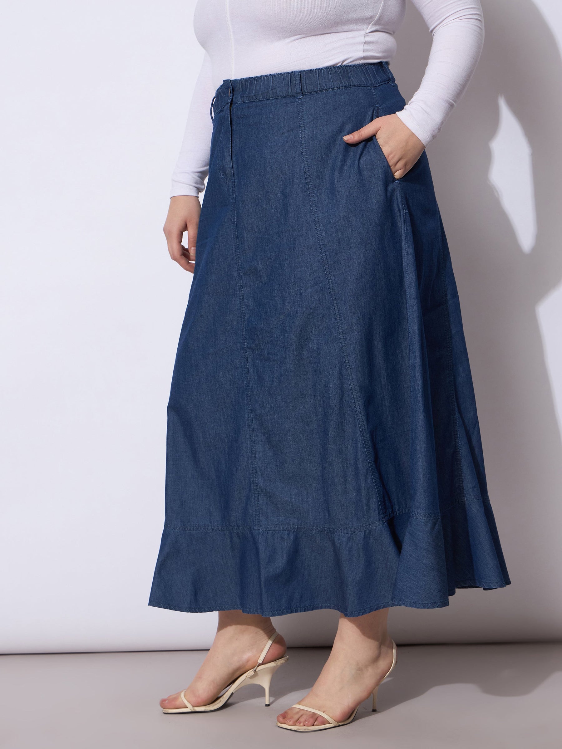 Blue Wash Tencil Frill Hem Skirt-SASSAFRAS Curve