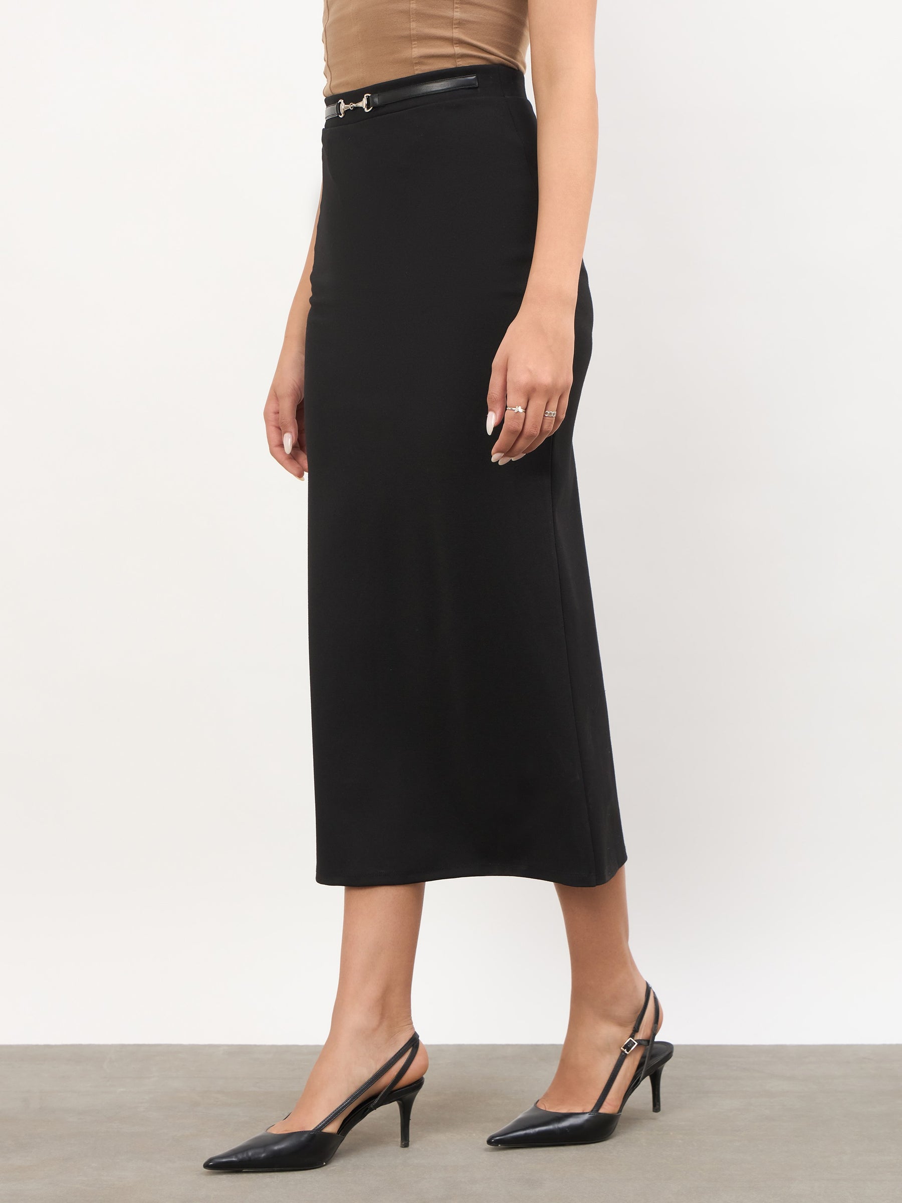 Black Front Metal Trim Back Slit Pencil Skirt -SASSAFRAS worklyf