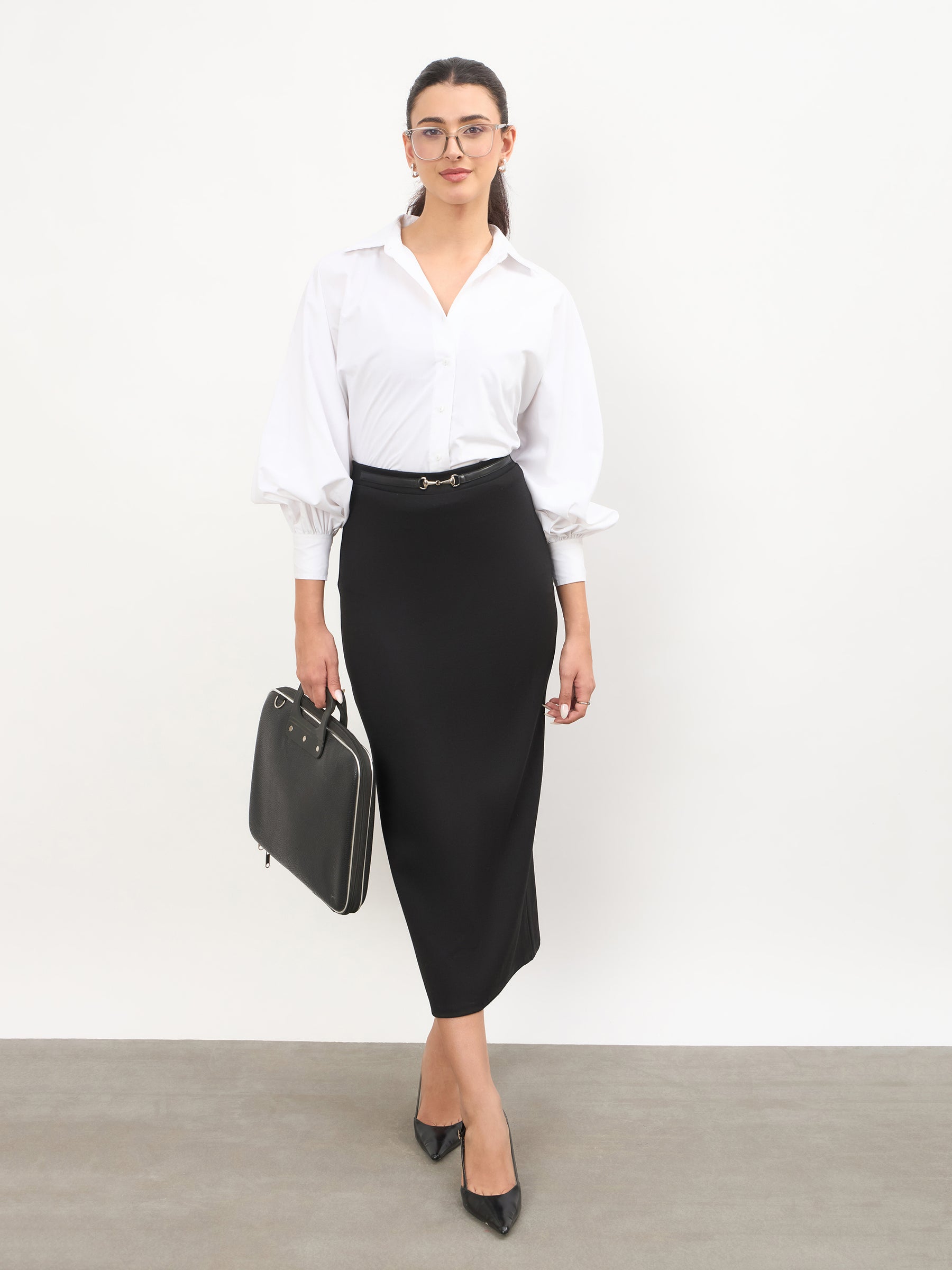 Black Front Metal Trim Back Slit Pencil Skirt -SASSAFRAS worklyf