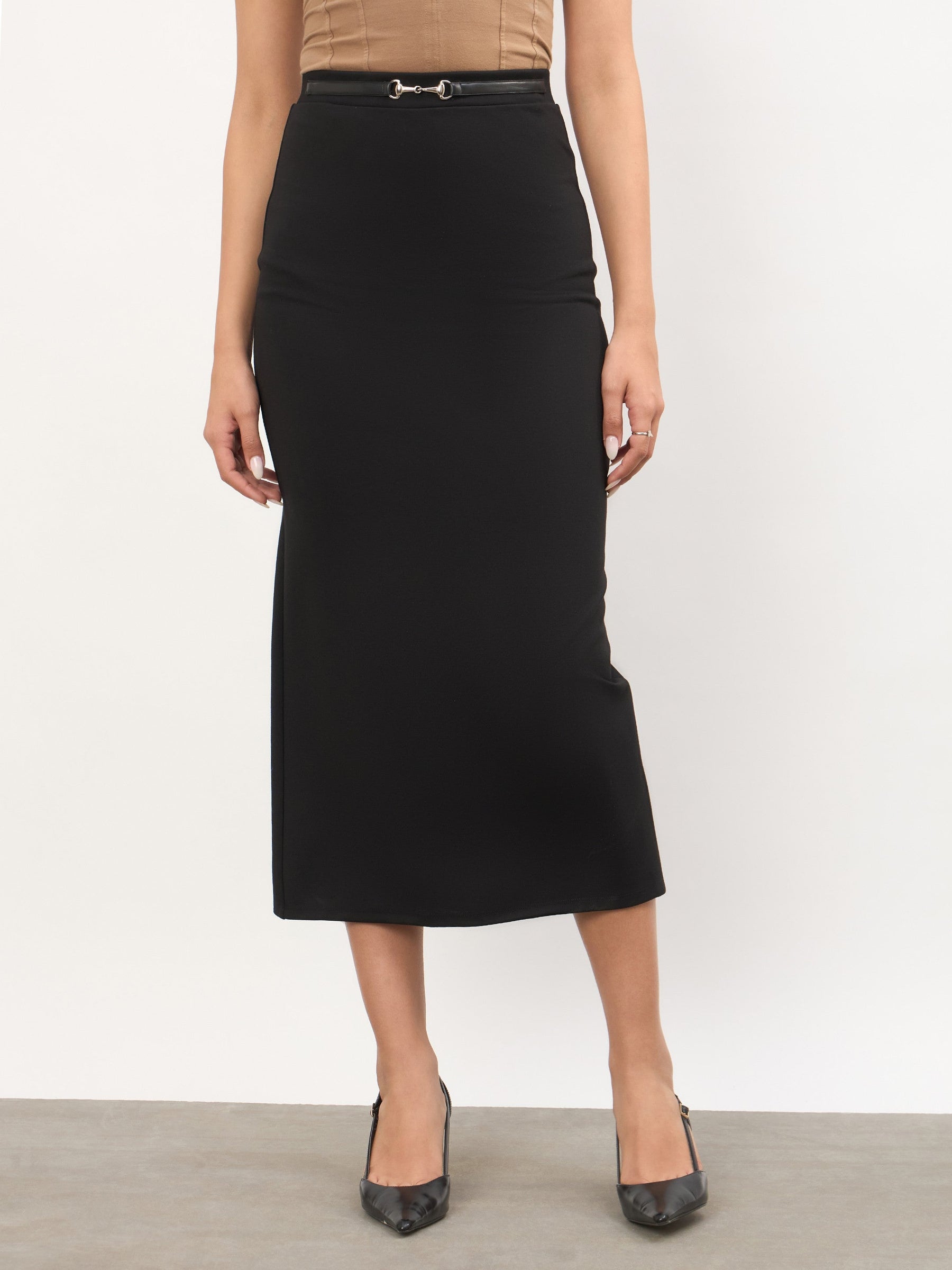 Women Black Front Metal Trim Back Slit Pencil Skirt