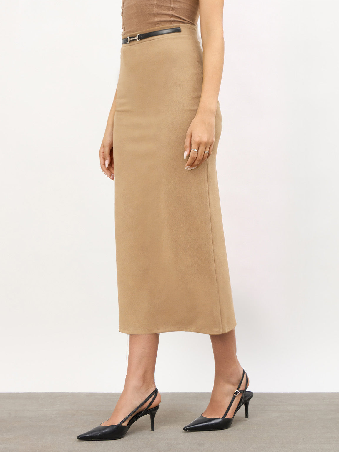 Brown Front Metal Trim Back Slit Pencil Skirt -SASSAFRAS worklyf