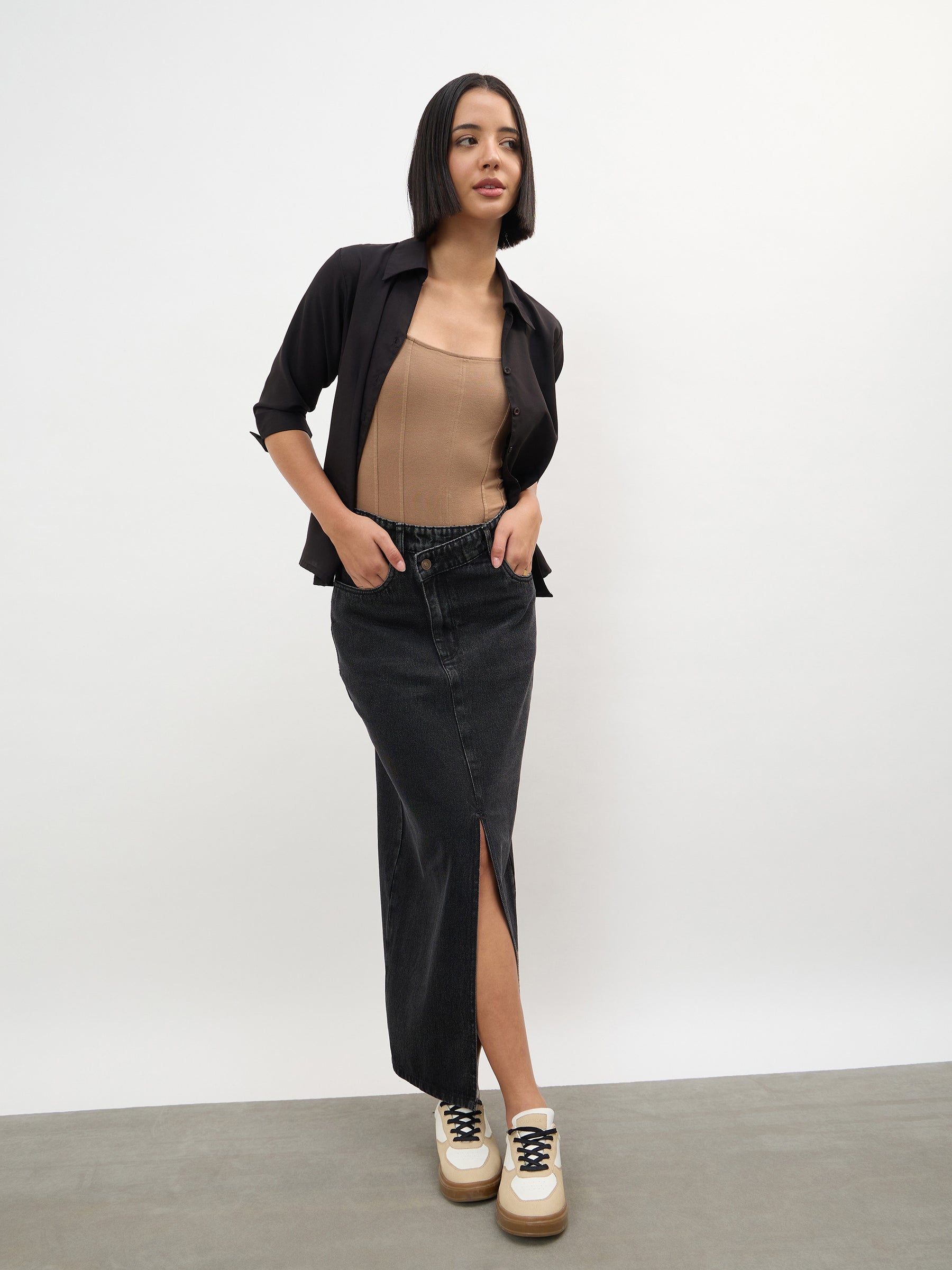 Women Black Wash Asymmetrical Waist Front Slit Maxi Skirt