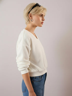 White V-Neck Faux Fur Crop Sweatshirt-SASSAFRAS