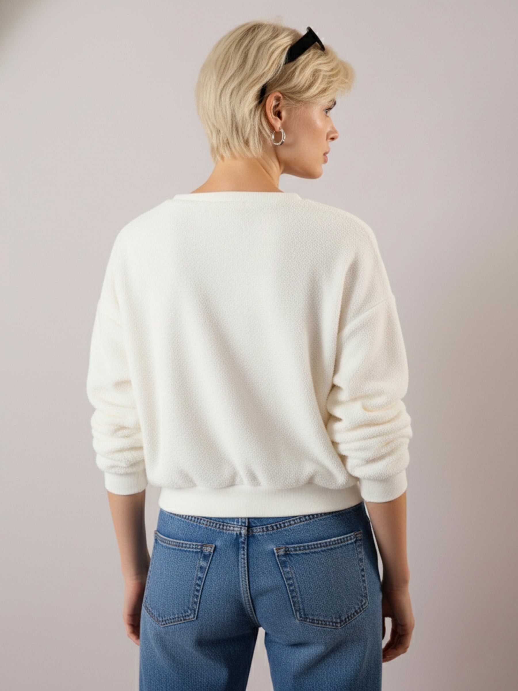 White V-Neck Faux Fur Crop Sweatshirt-SASSAFRAS