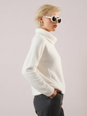 White High Neck Faux Fur Sweatshirt-SASSAFRAS