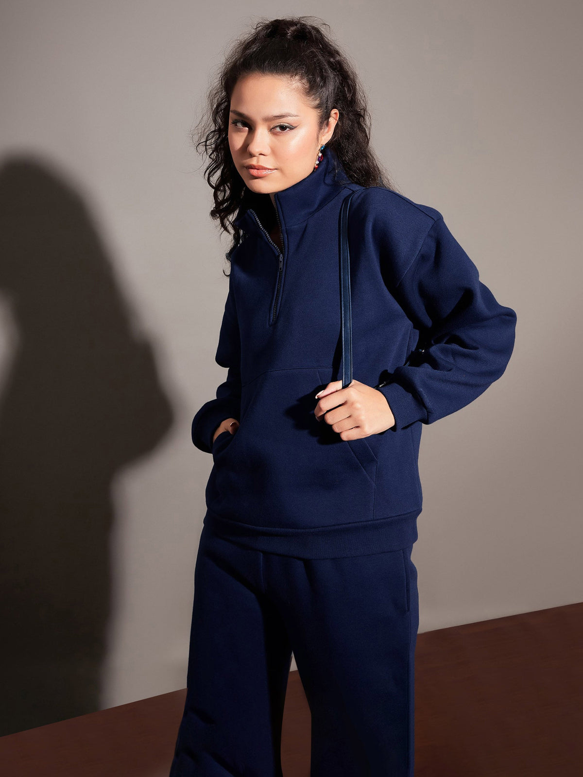 Navy Fleece Sweatshirt With Track Pants-SASSAFRAS