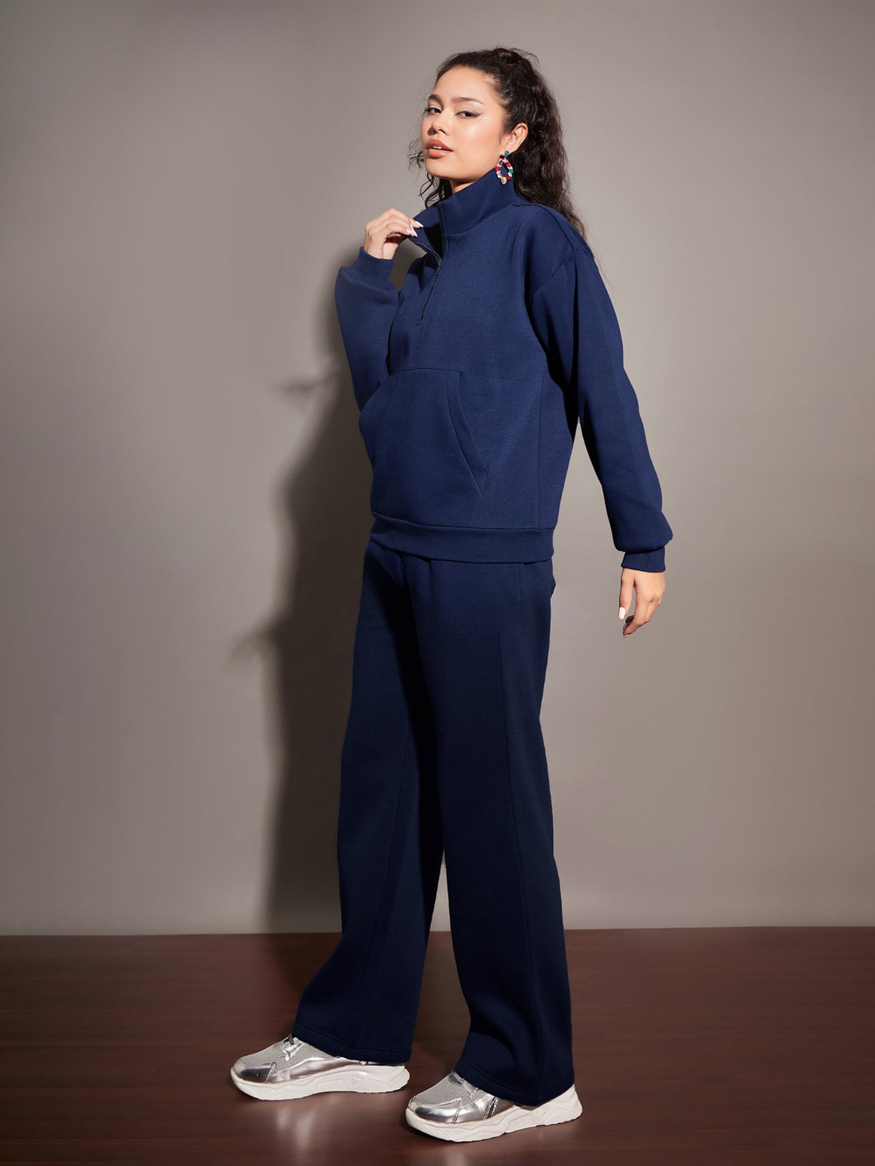 Navy Fleece Sweatshirt With Track Pants-SASSAFRAS