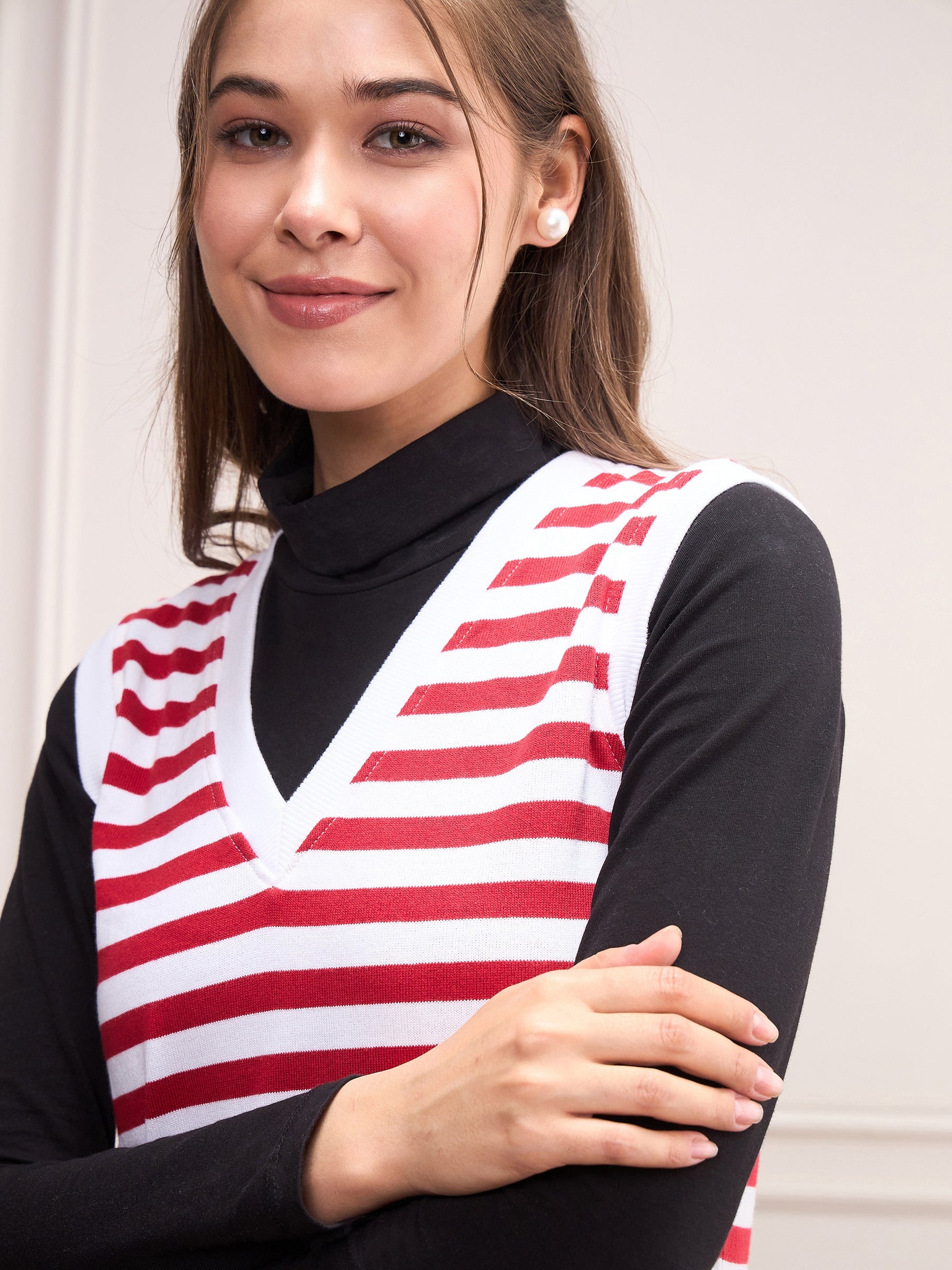 Red & White Striped V-Neck Sleeveless Sweater-SASSAFRAS