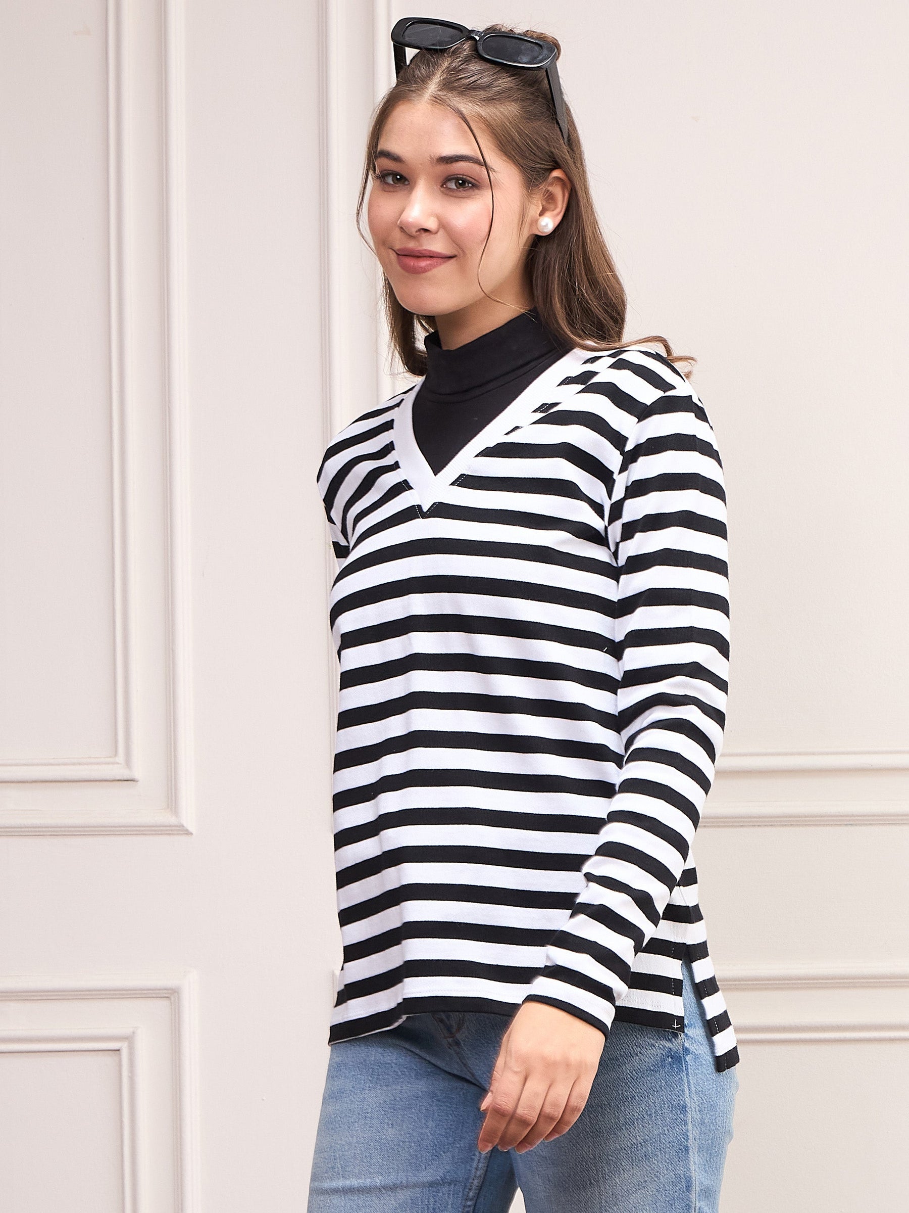 Black & White Striped Sweater-SASSAFRAS