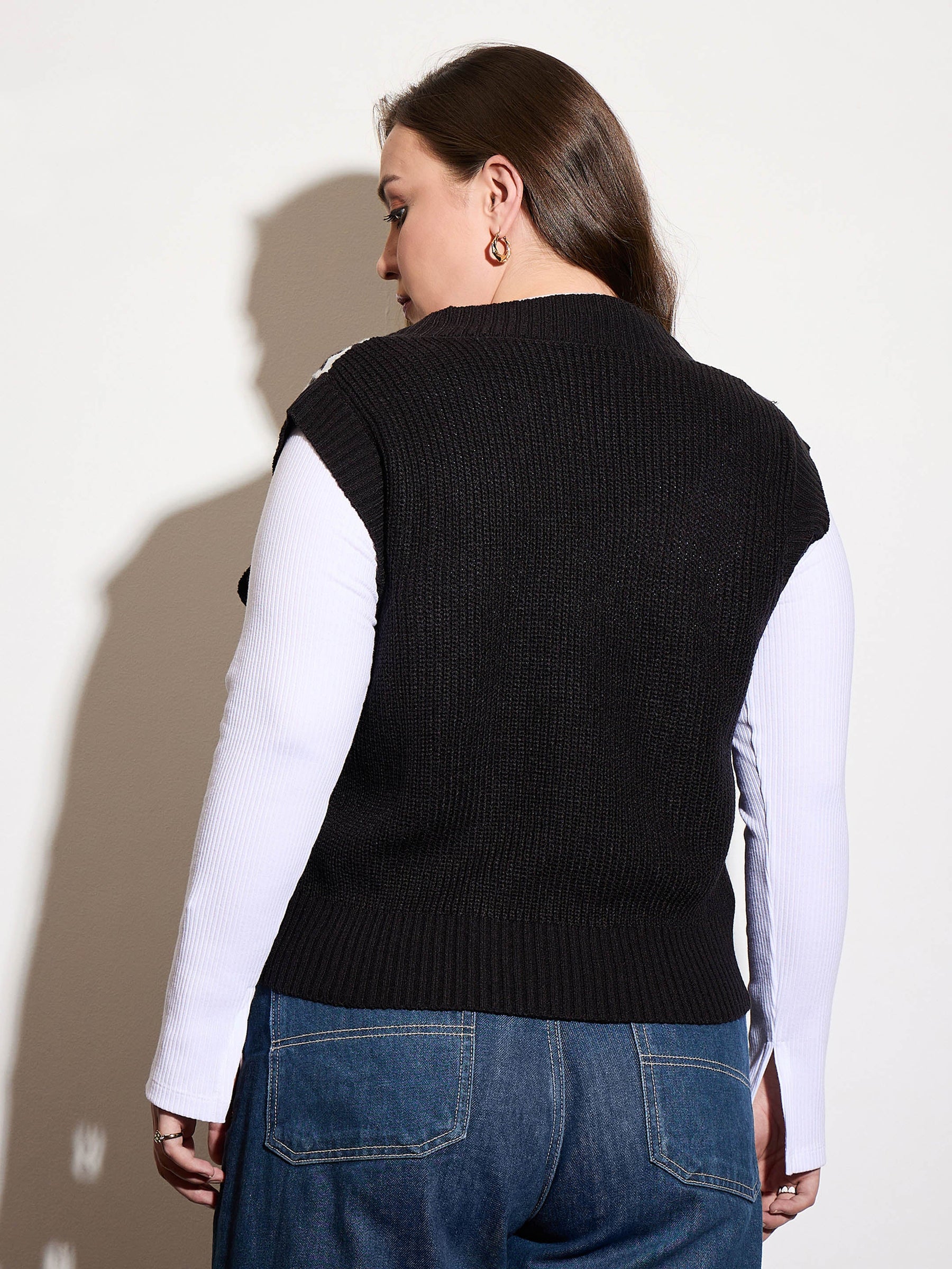 Black Houndstooth V-Neck Sweater Vest-SASSAFRAS Curve