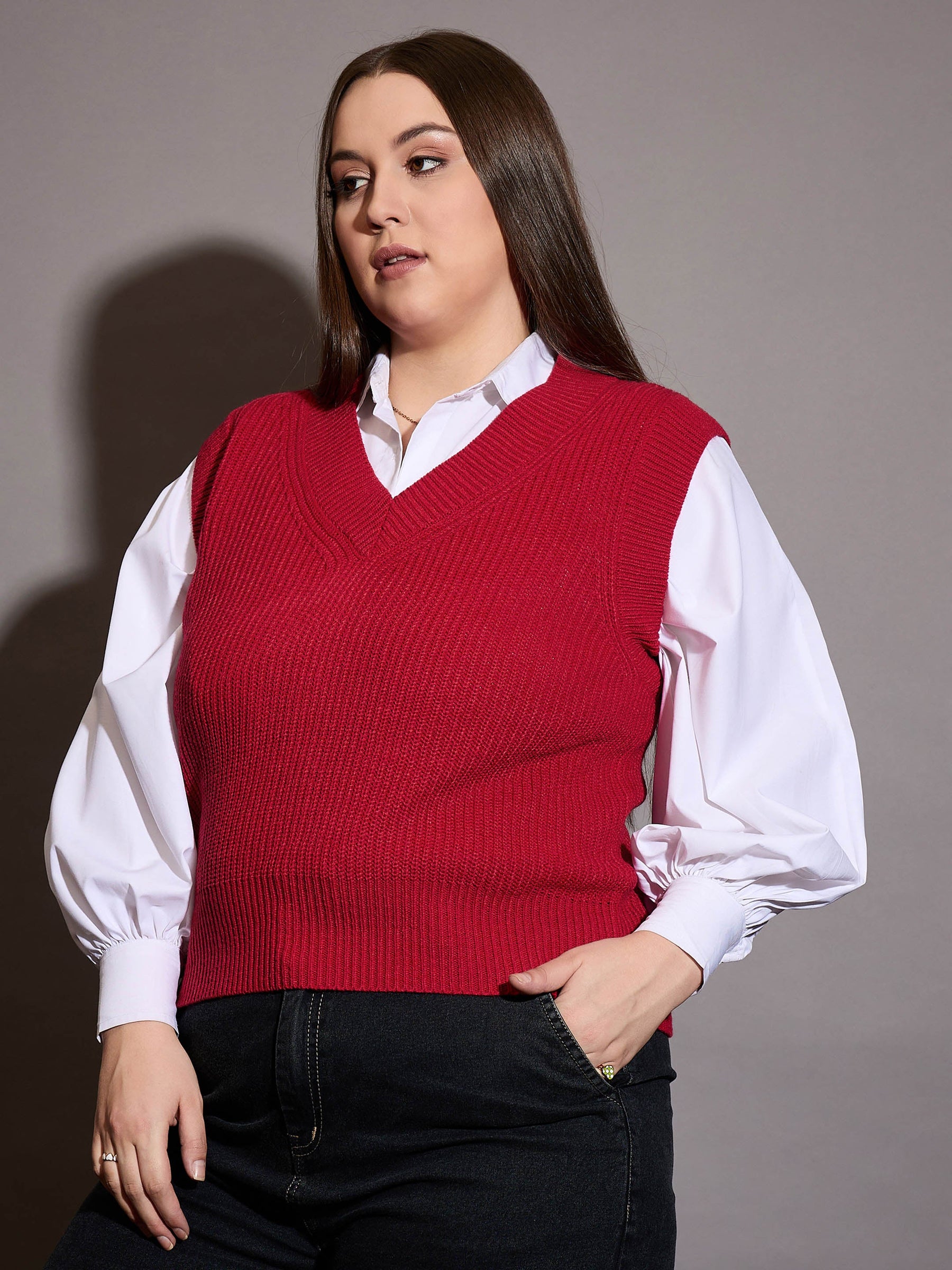 Curve Red Solid V-Neck Sweater Vest-SASSAFRAS Curve