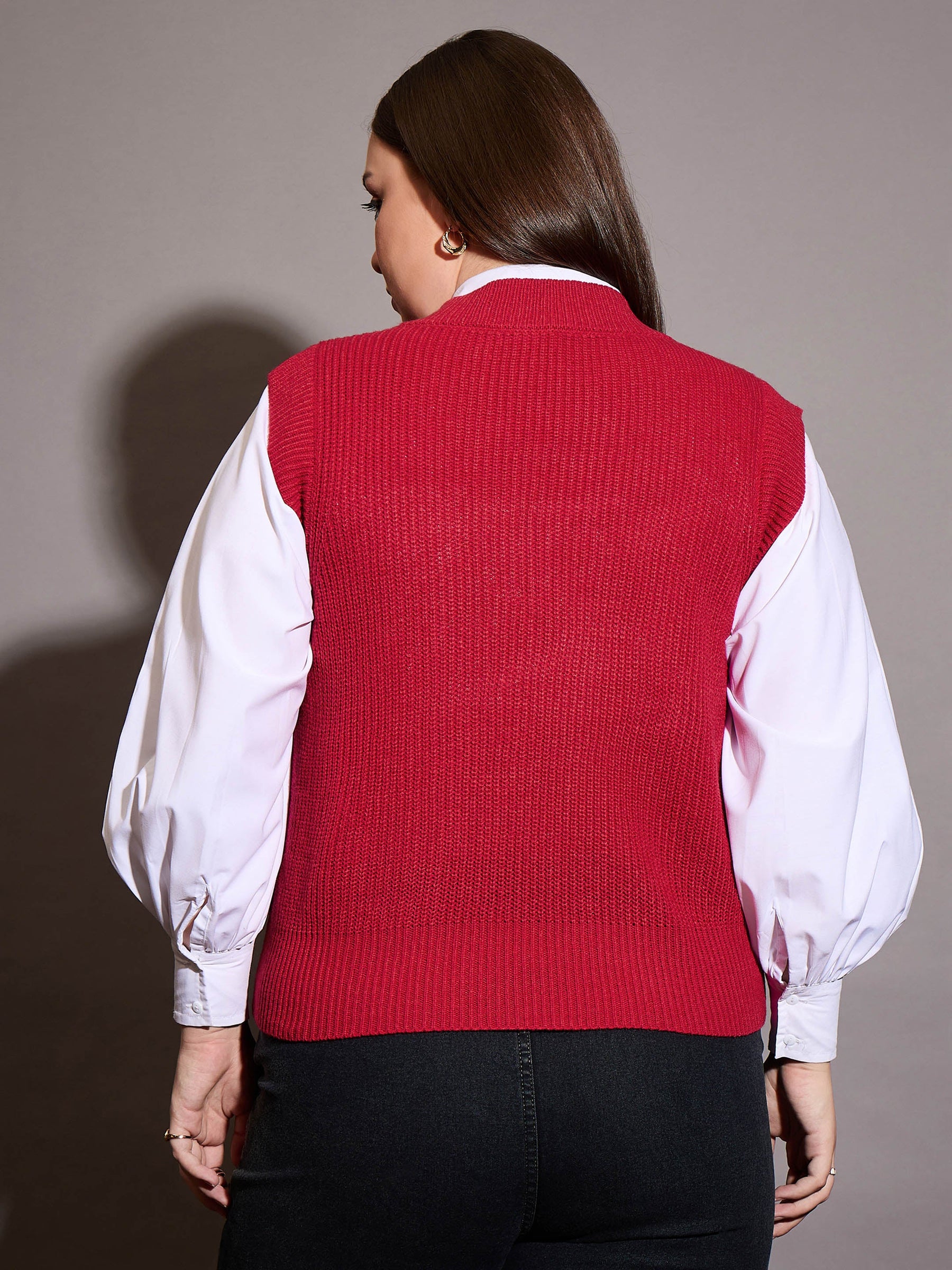 Curve Red Solid V-Neck Sweater Vest-SASSAFRAS Curve