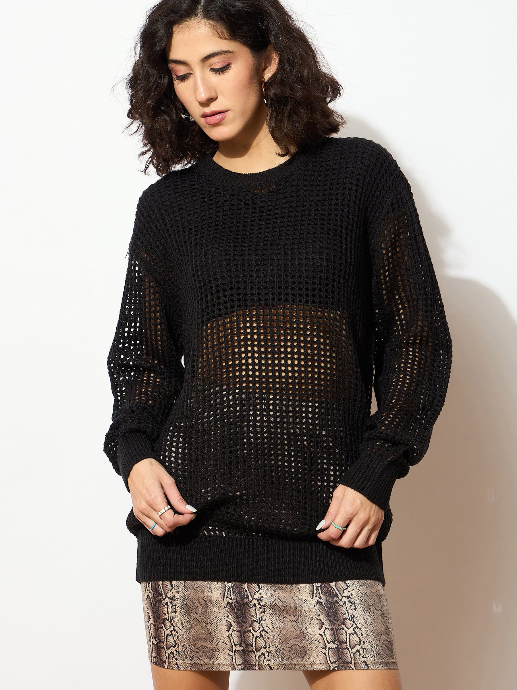 Black Oversized Crochet Sweater -SASSAFRAS