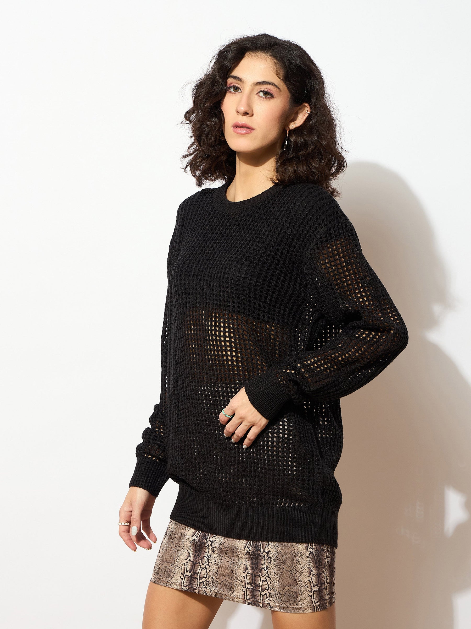 Black Oversized Crochet Sweater -SASSAFRAS