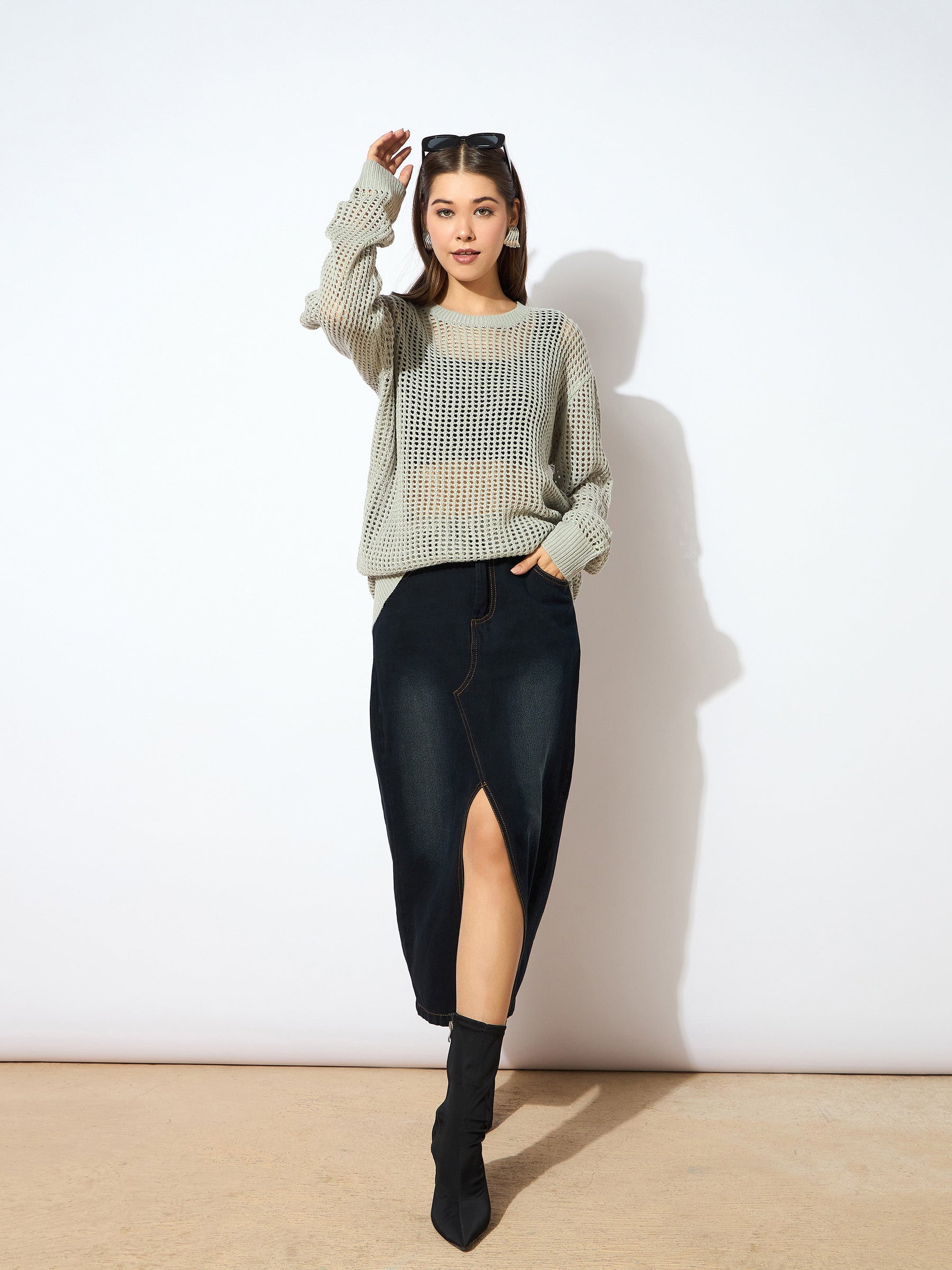 Grey Oversized Crochet Sweater -SASSAFRAS