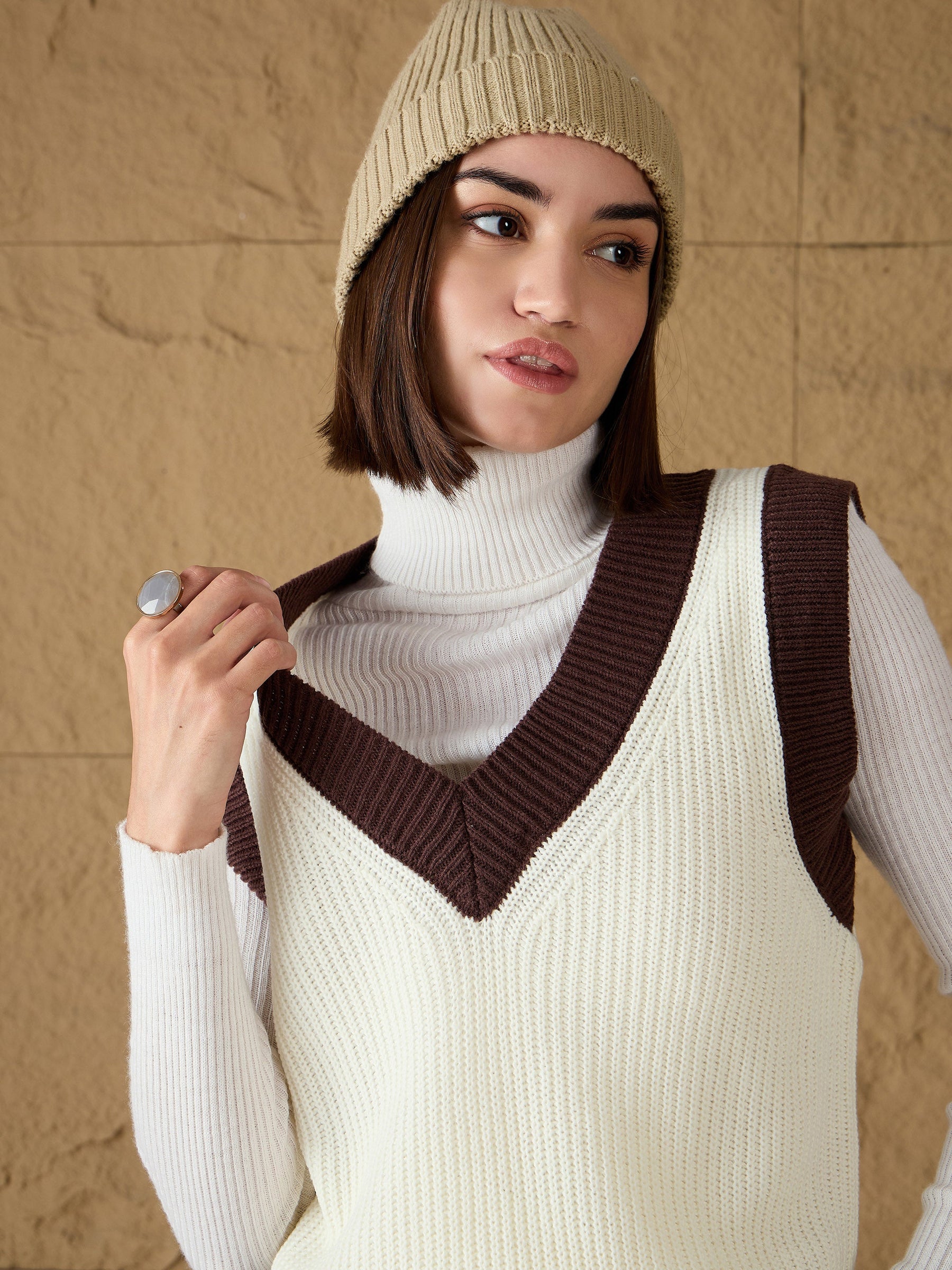 White & Brown Solid V-Neck Sweater Vest-SASSAFRAS