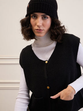 Black Front Button Extended Sleeves Pocket Sweater -SASSAFRAS