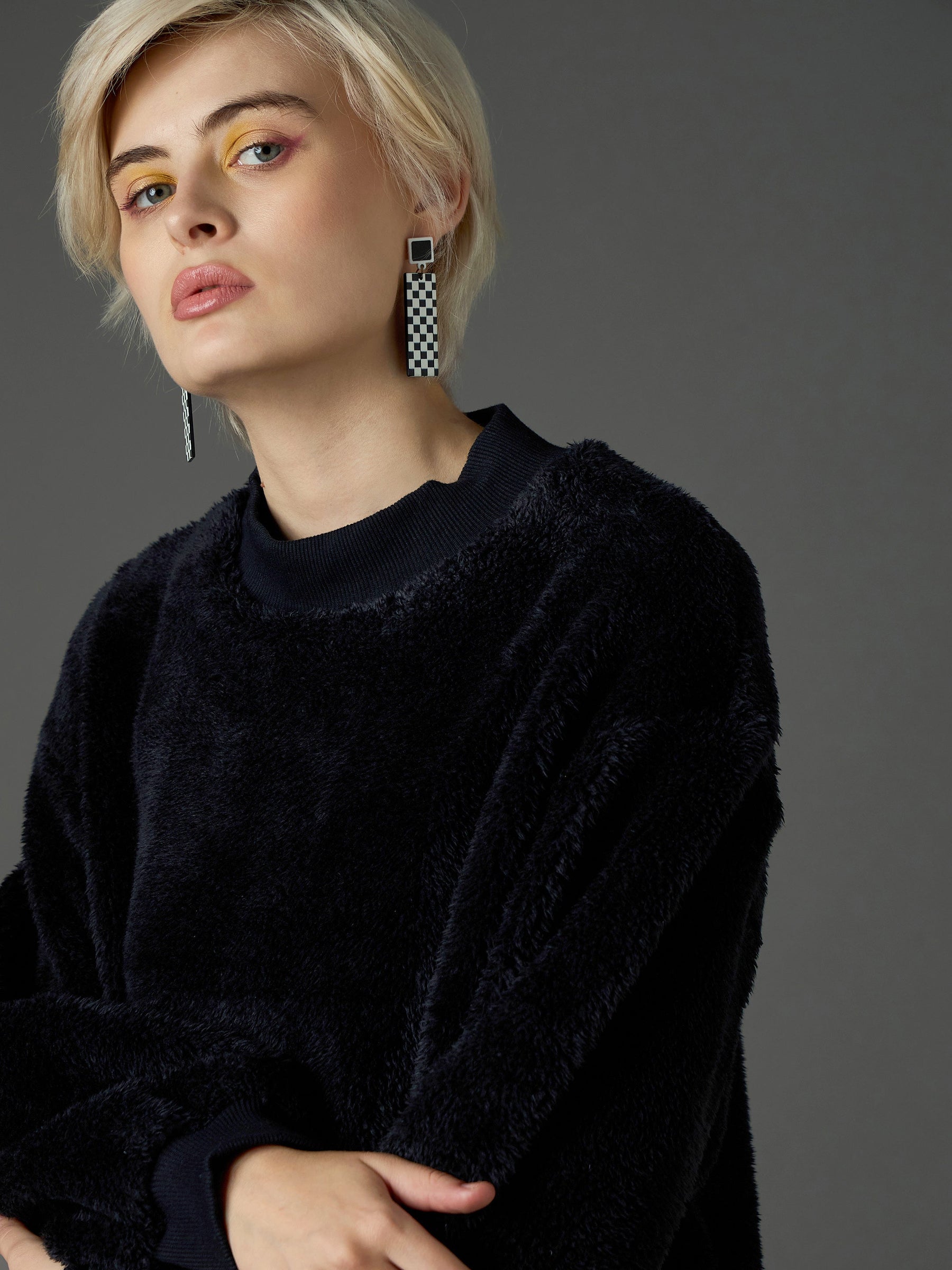 Black Balloon Sleeve Faux Fur Sweatshirt-SASSAFRAS