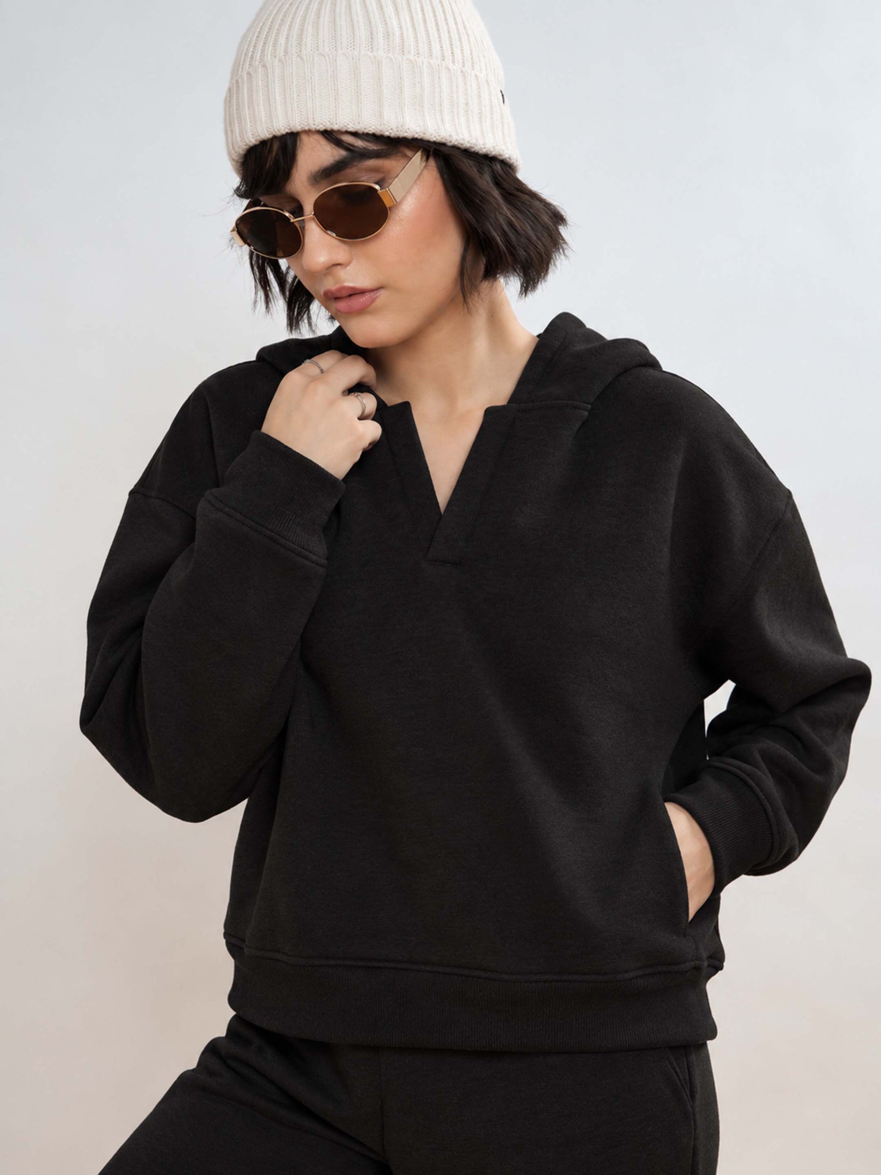 Black Fleece Side Pocket Oversized Hoodie-SASSAFRAS