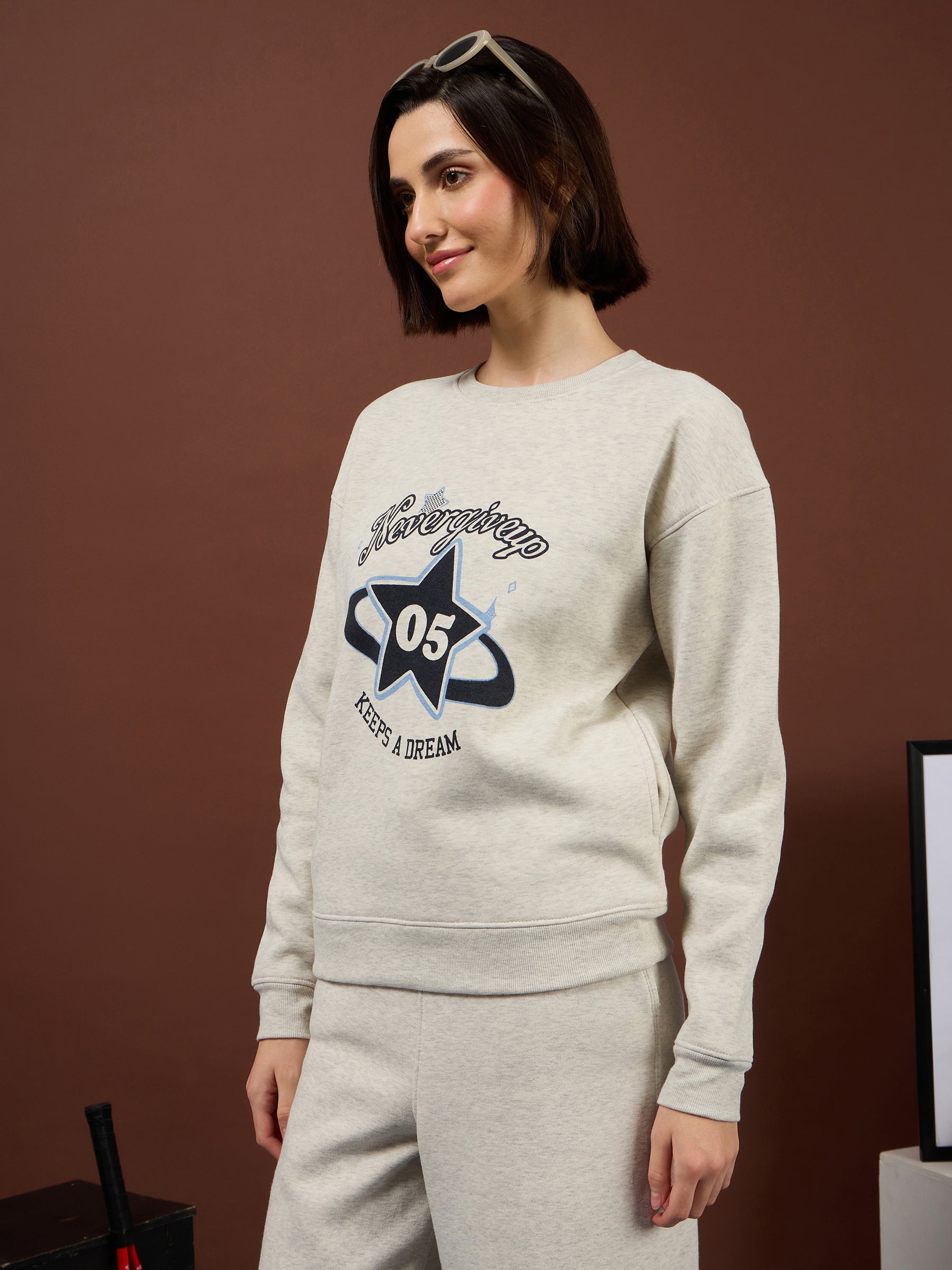 Off-White Melange Fleece NEVER Give-up Oversize Sweatshirt -SASSAFRAS