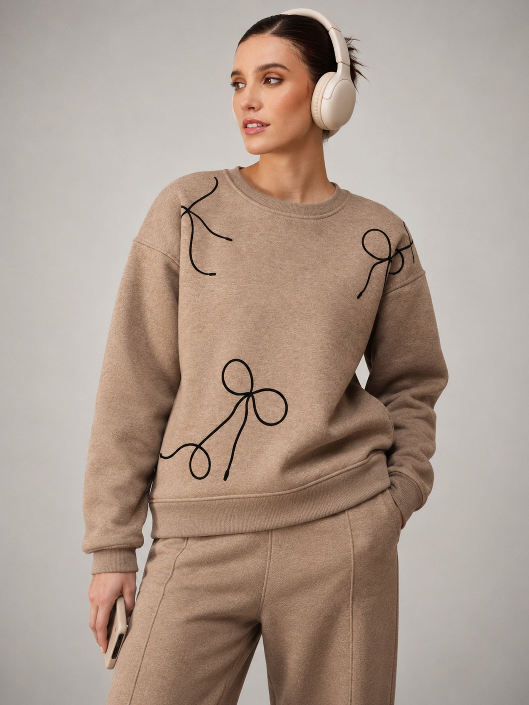 Beige Melange Fleece Bow Placement Print Oversize Sweatshirt-SASSAFRAS