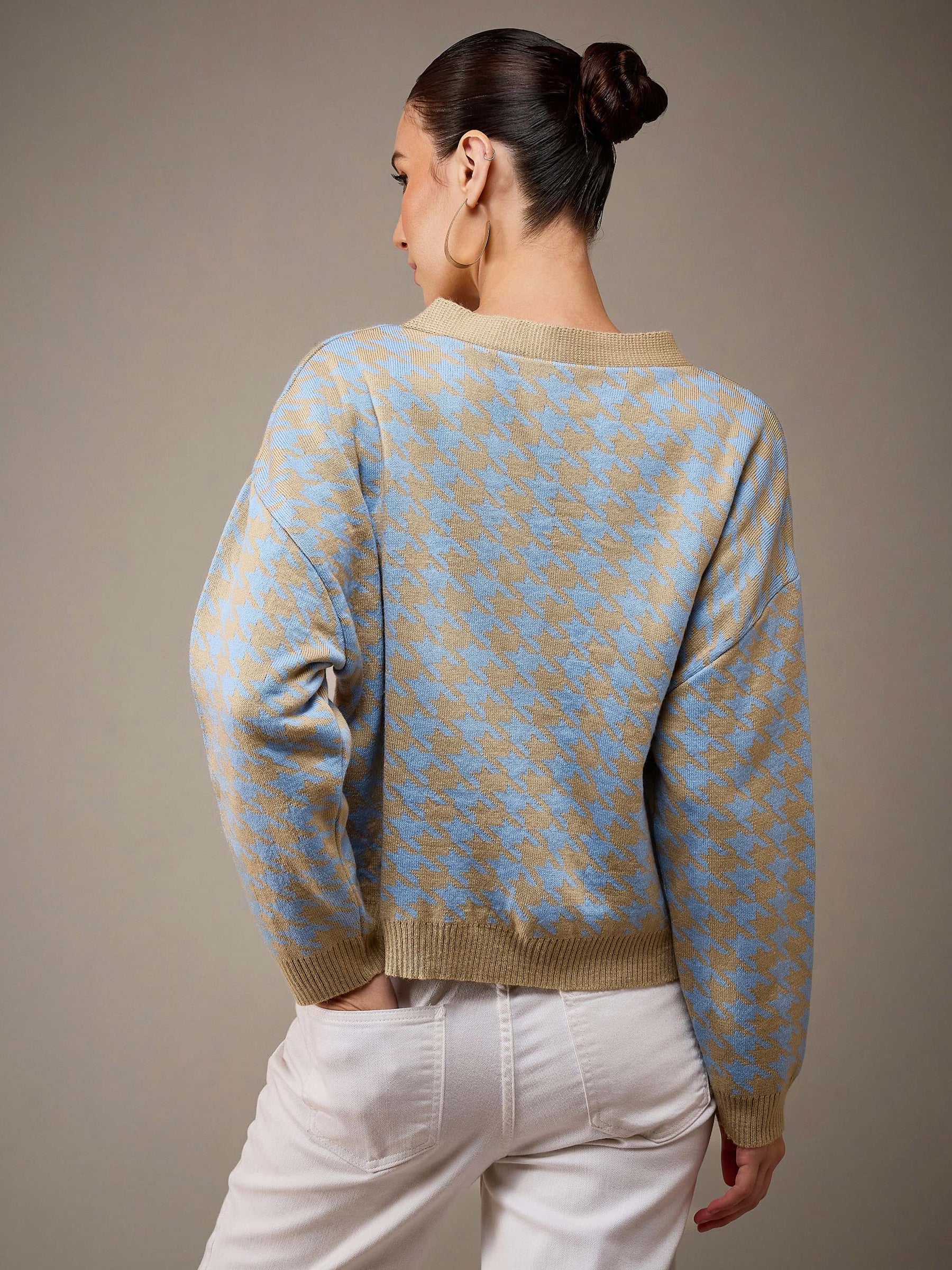 Blue & Off-White Acrylic Wool V-Neck Oversize Cardigan-SASSAFRAS