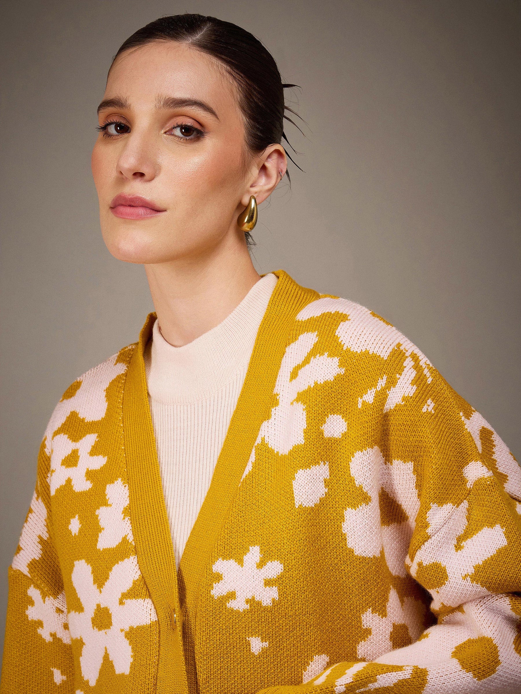 Mustard & Pink Acrylic Wool V-Neck Oversize Cardigan-SASSAFRAS