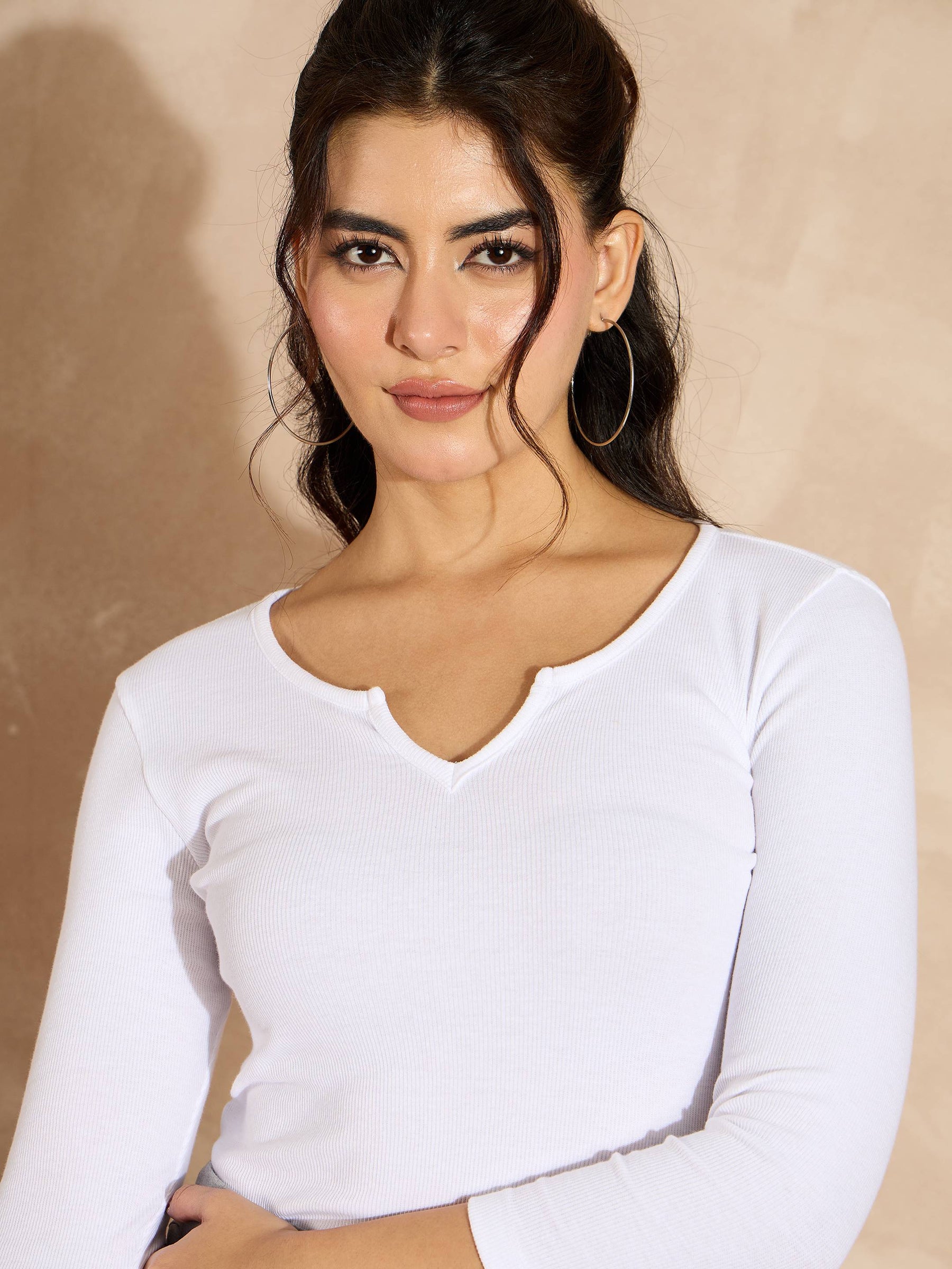 White Rib Drop V-Neck Top-SASSAFRAS