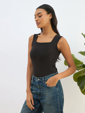 Black Rhombus Neck Sleeveless Bodysuit-SASSAFRAS BASICS