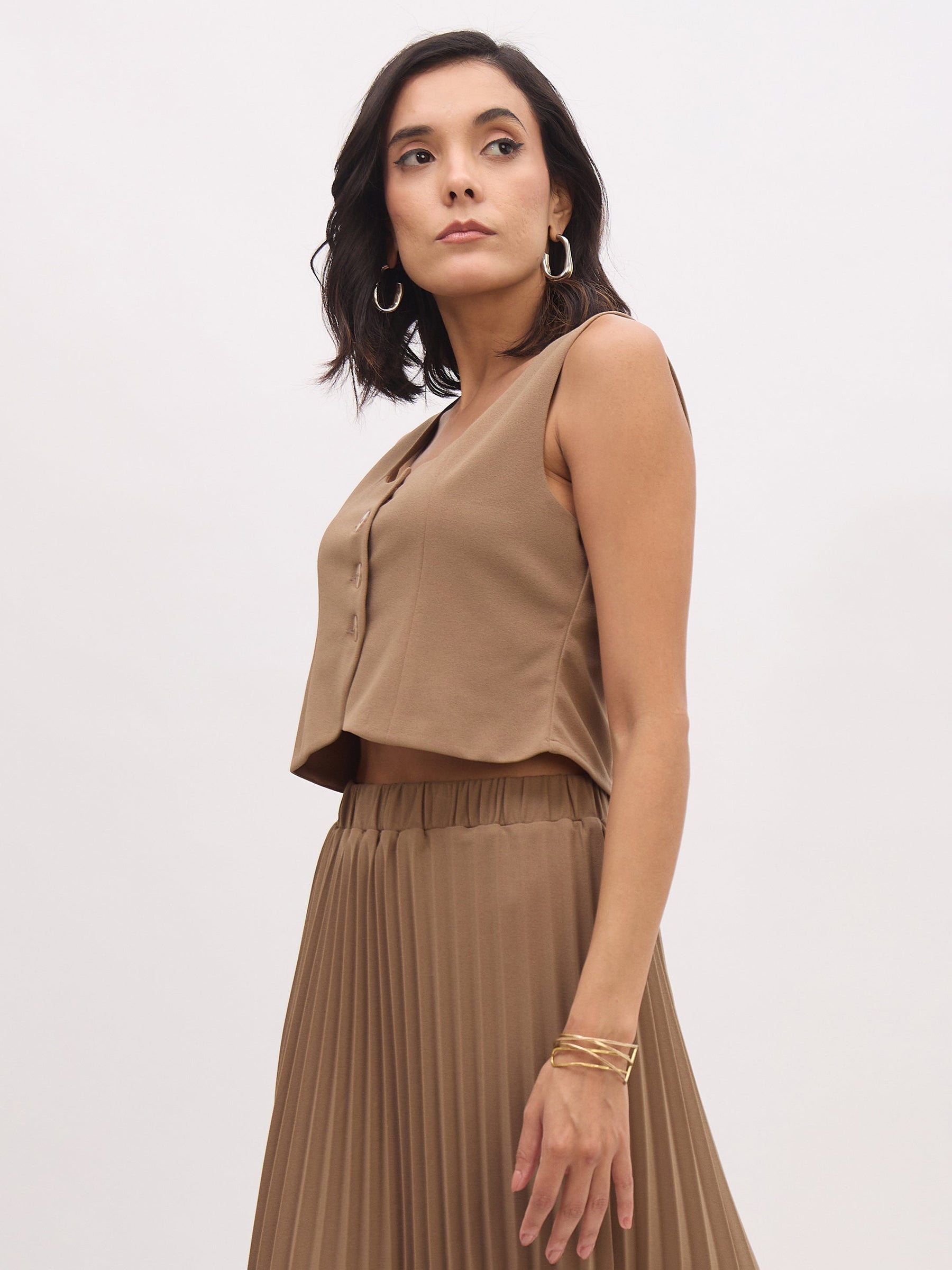 Dark Beige Sleeveless Front Button Waistcoat-SASSAFRAS worklyf