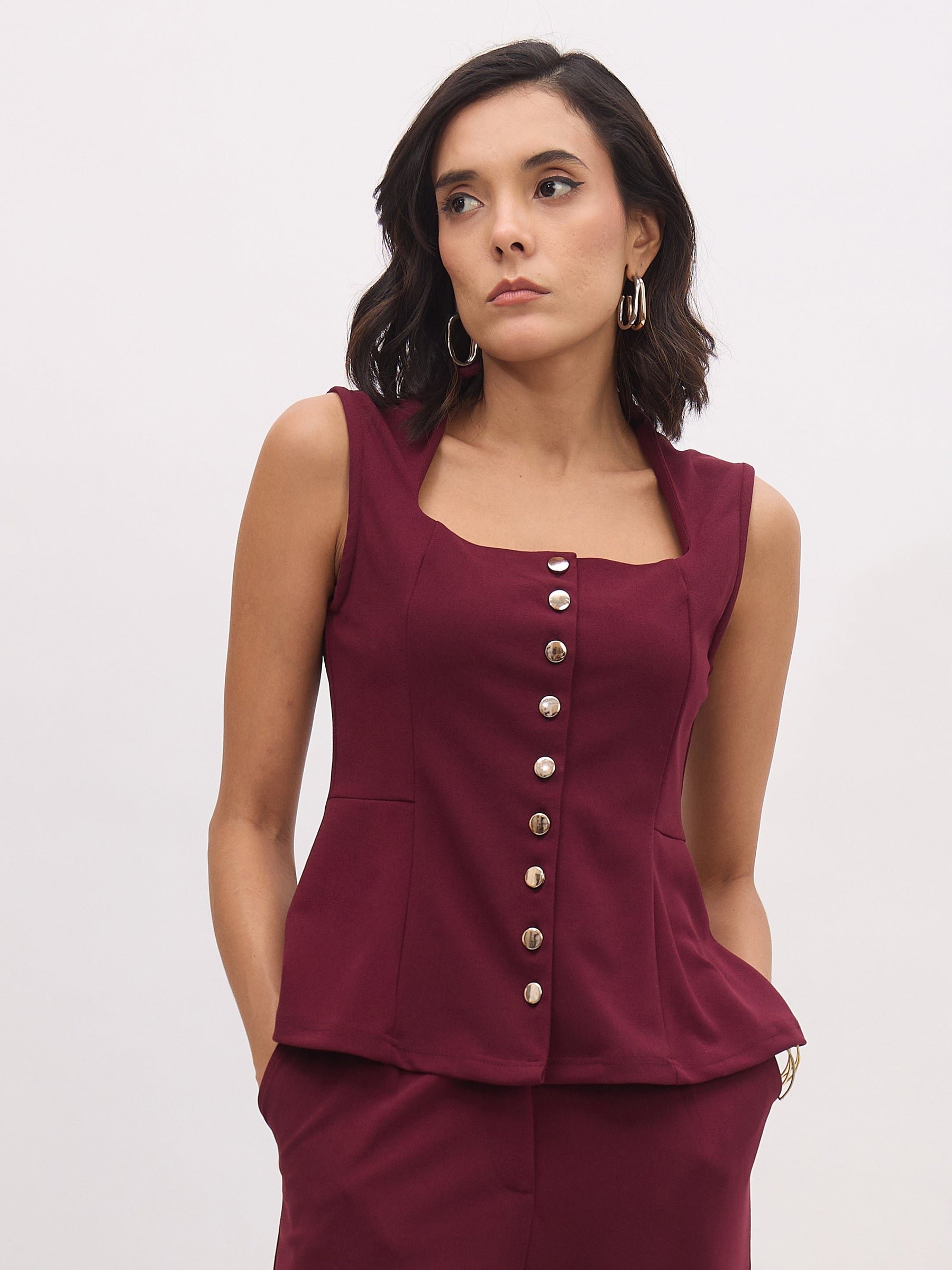Burgundy Rhombus Neck Sleeveless Front Button Top-SASSAFRAS worklyf