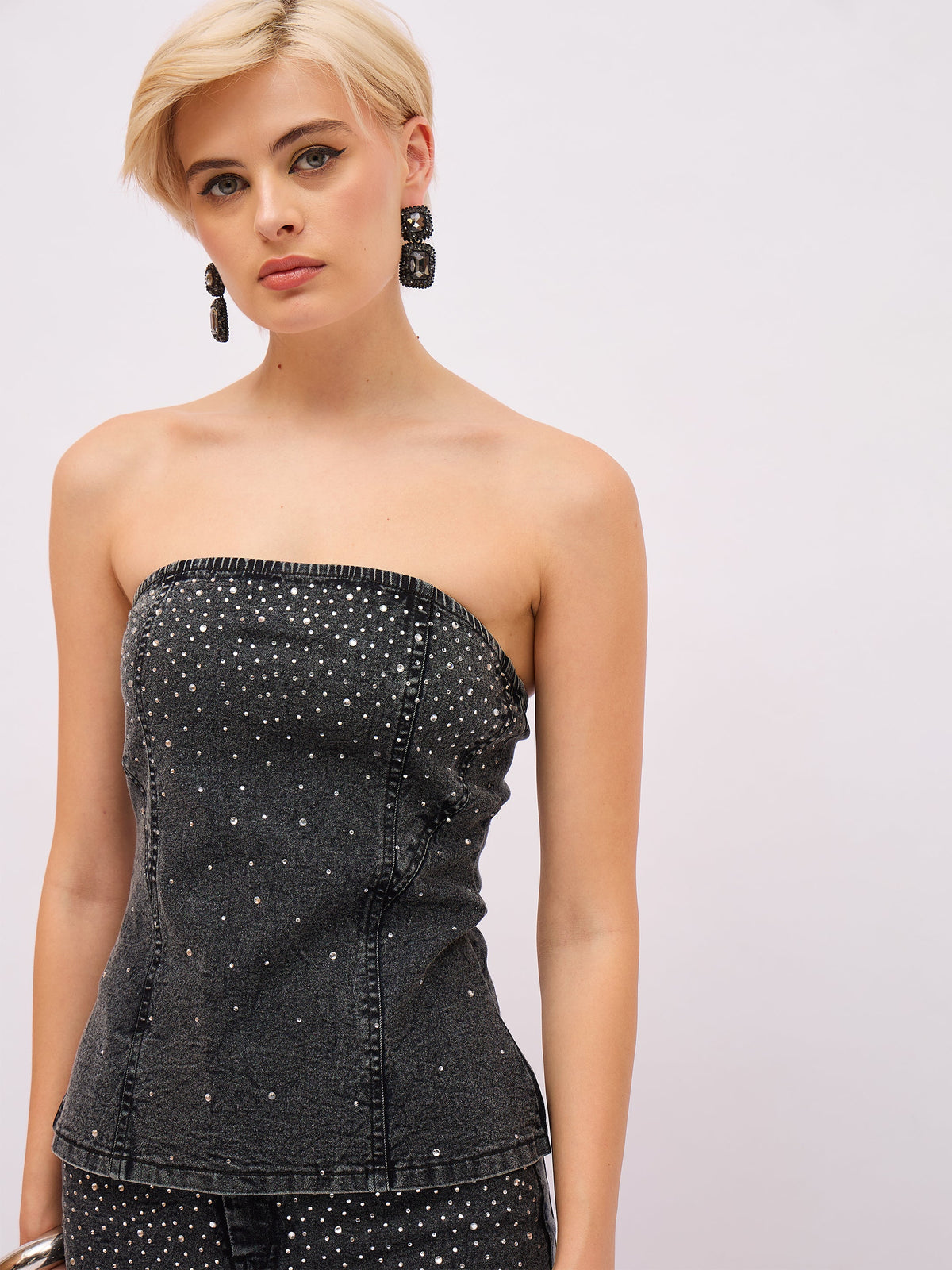 Black Washed Front Stud Work Detail Tube Top-SASSAFRAS