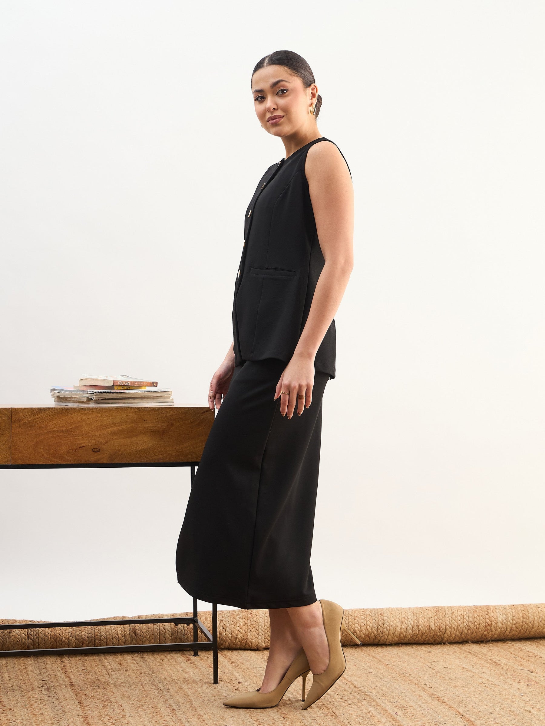 Black Round Neck Vest Top With Front Slit Midi Skirt-SASSAFRAS worklyf