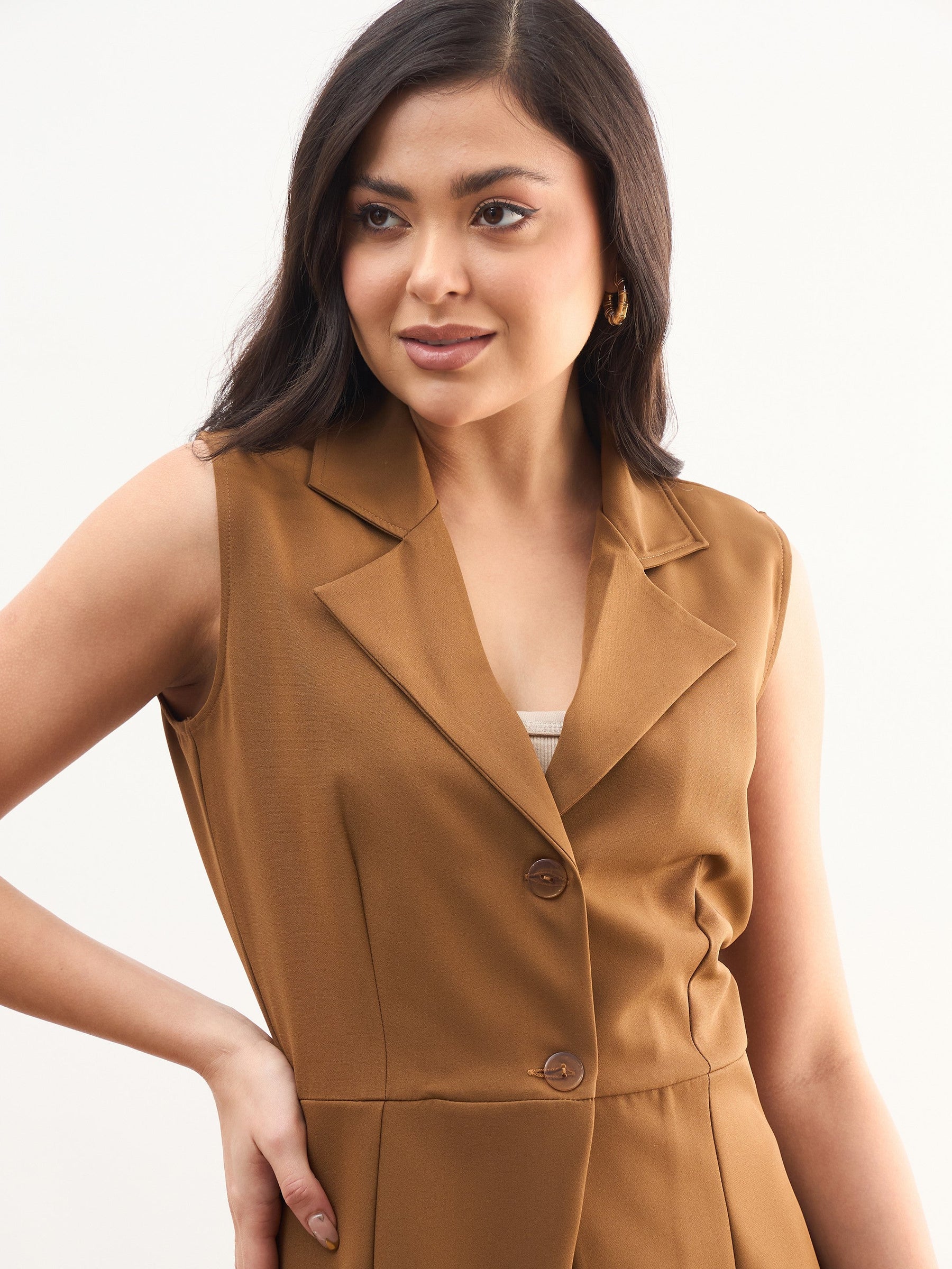 Tan Brown Notch Collar Sleeveless Regular Top-SASSAFRAS worklyf