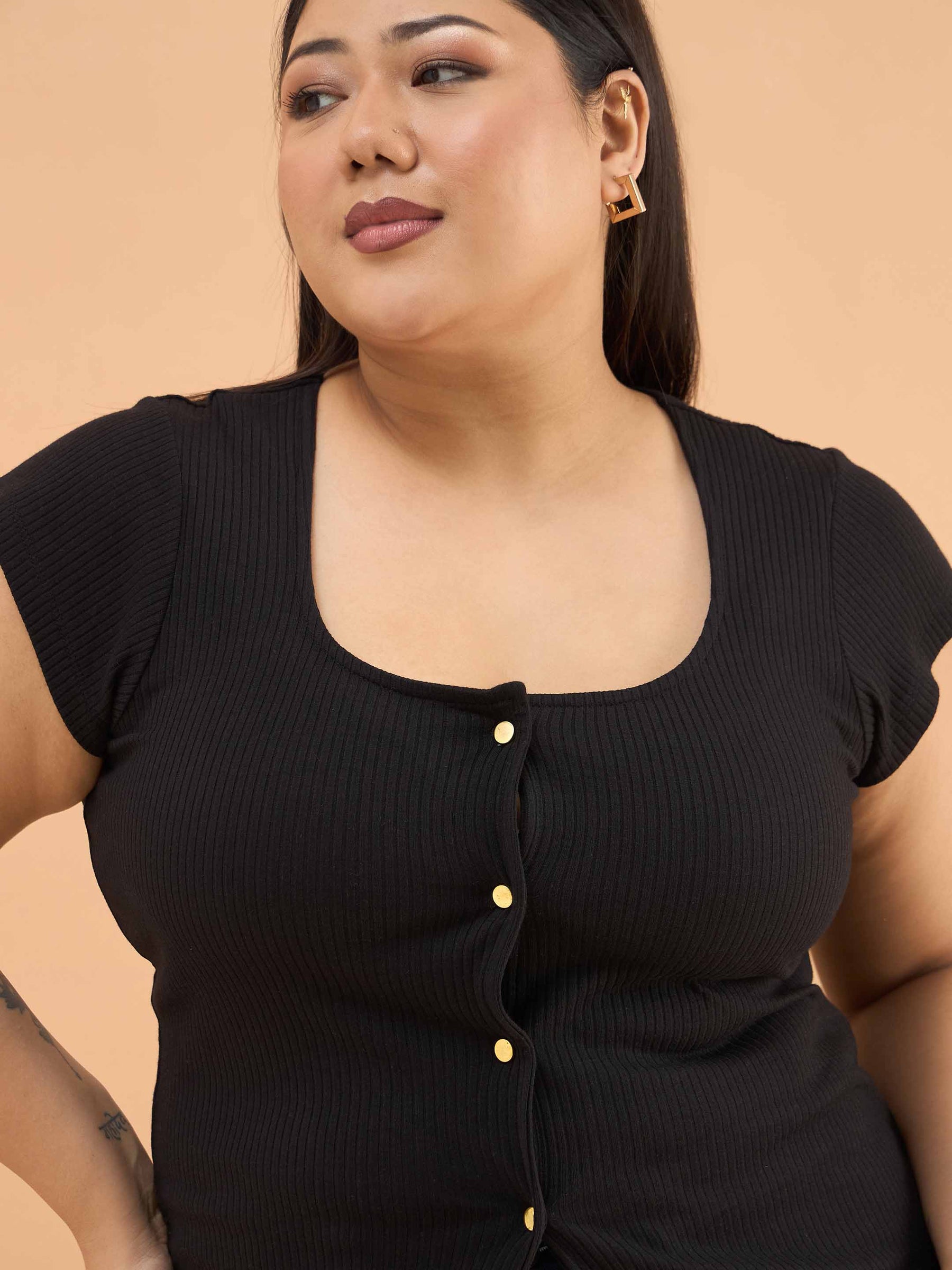 Black Rib Square-Neck Button Down Top-SASSAFRAS Curve