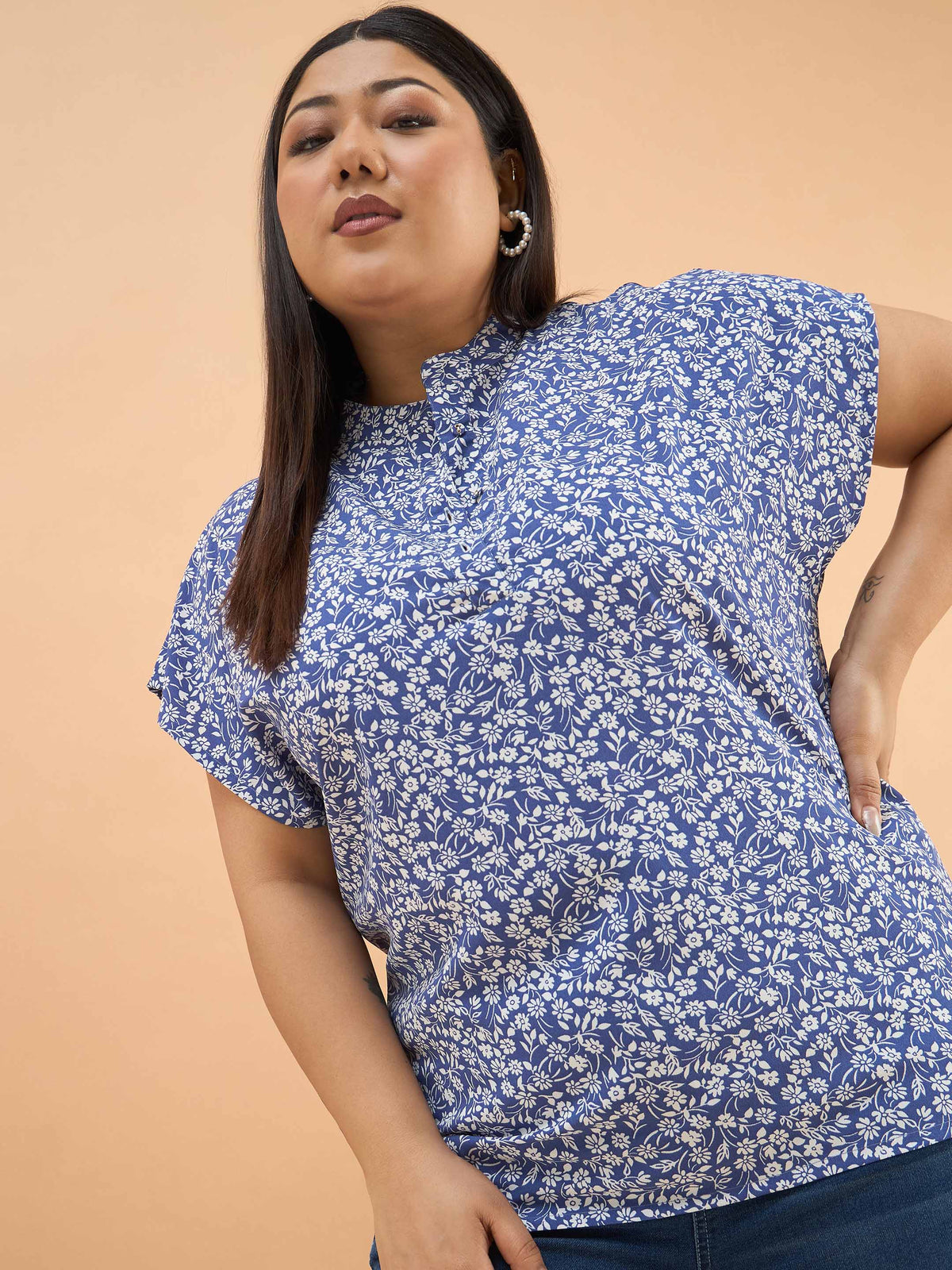 Blue Ditsy Floral Mandarin Collar Regular Top-SASSAFRAS Curve