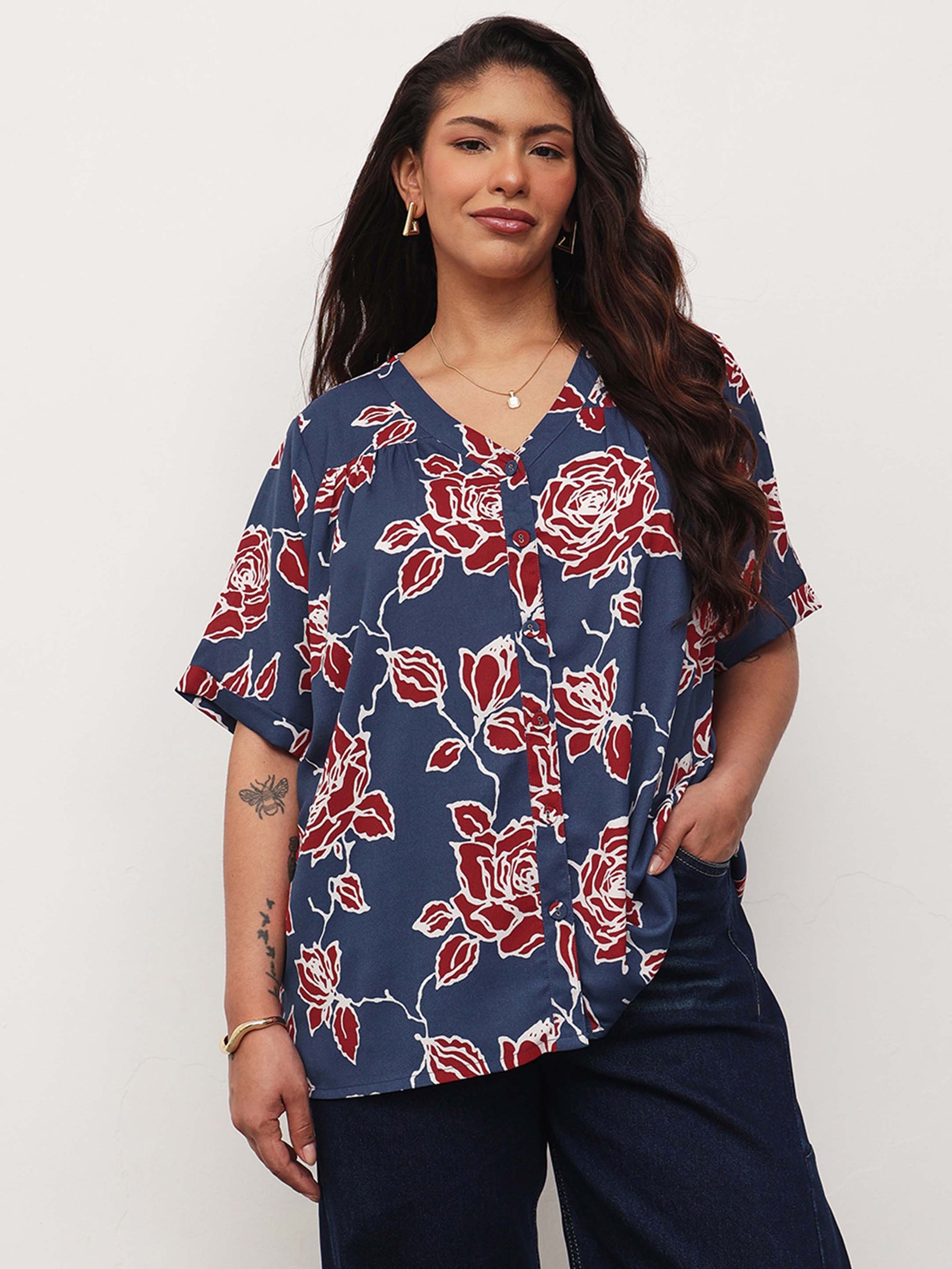 Women Blue & Red Floral V-Neck Button Down Top