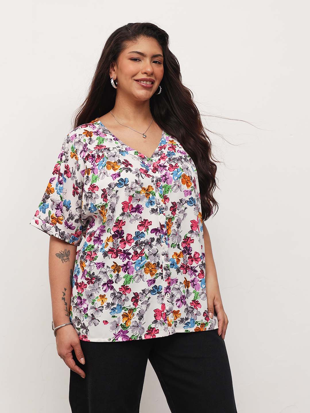 White Multi Floral V-Neck Button Down Top-SASSAFRAS Curve