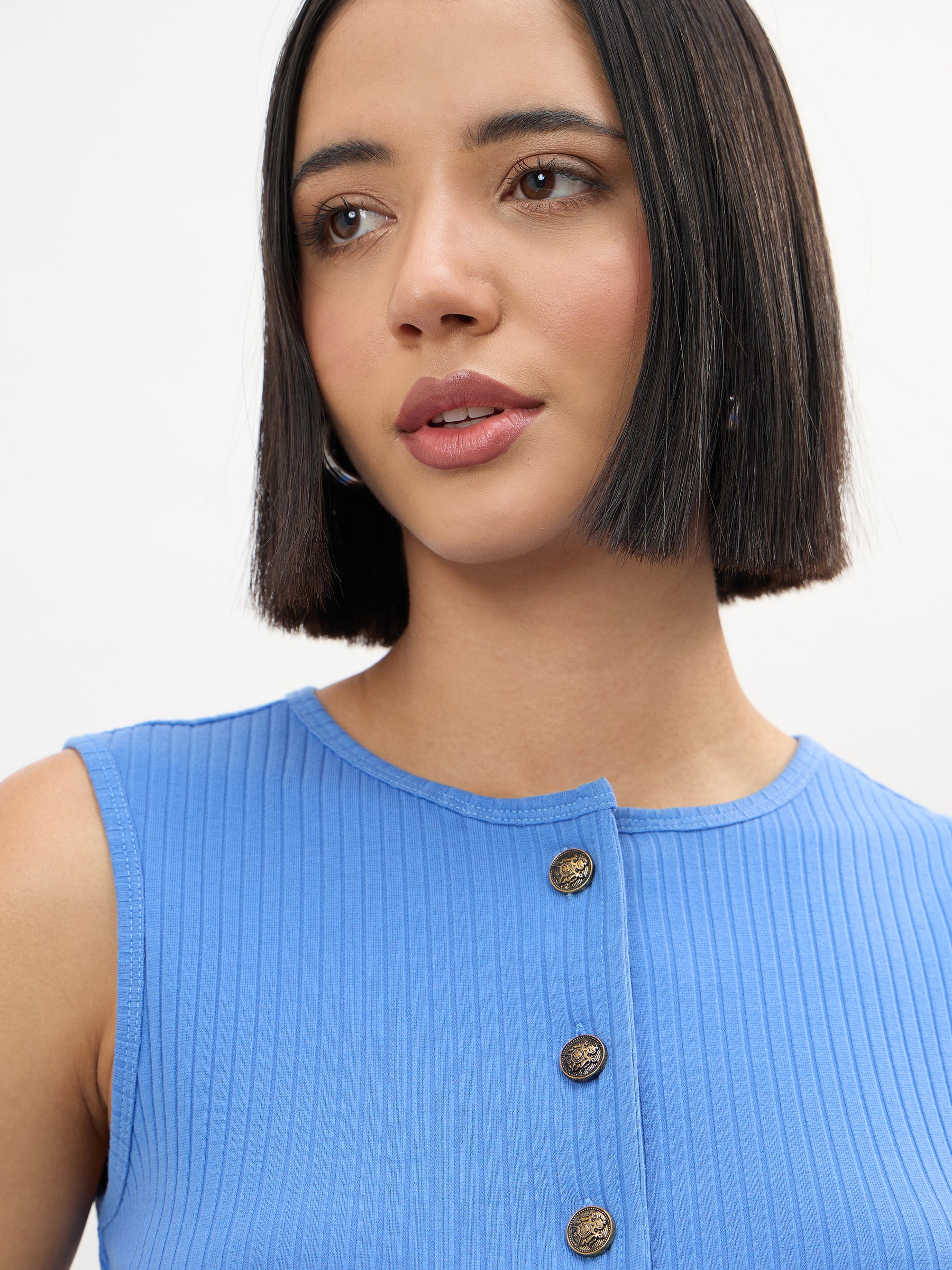 Blue Round Neck Button Down Sleeveless Top-SASSAFRAS