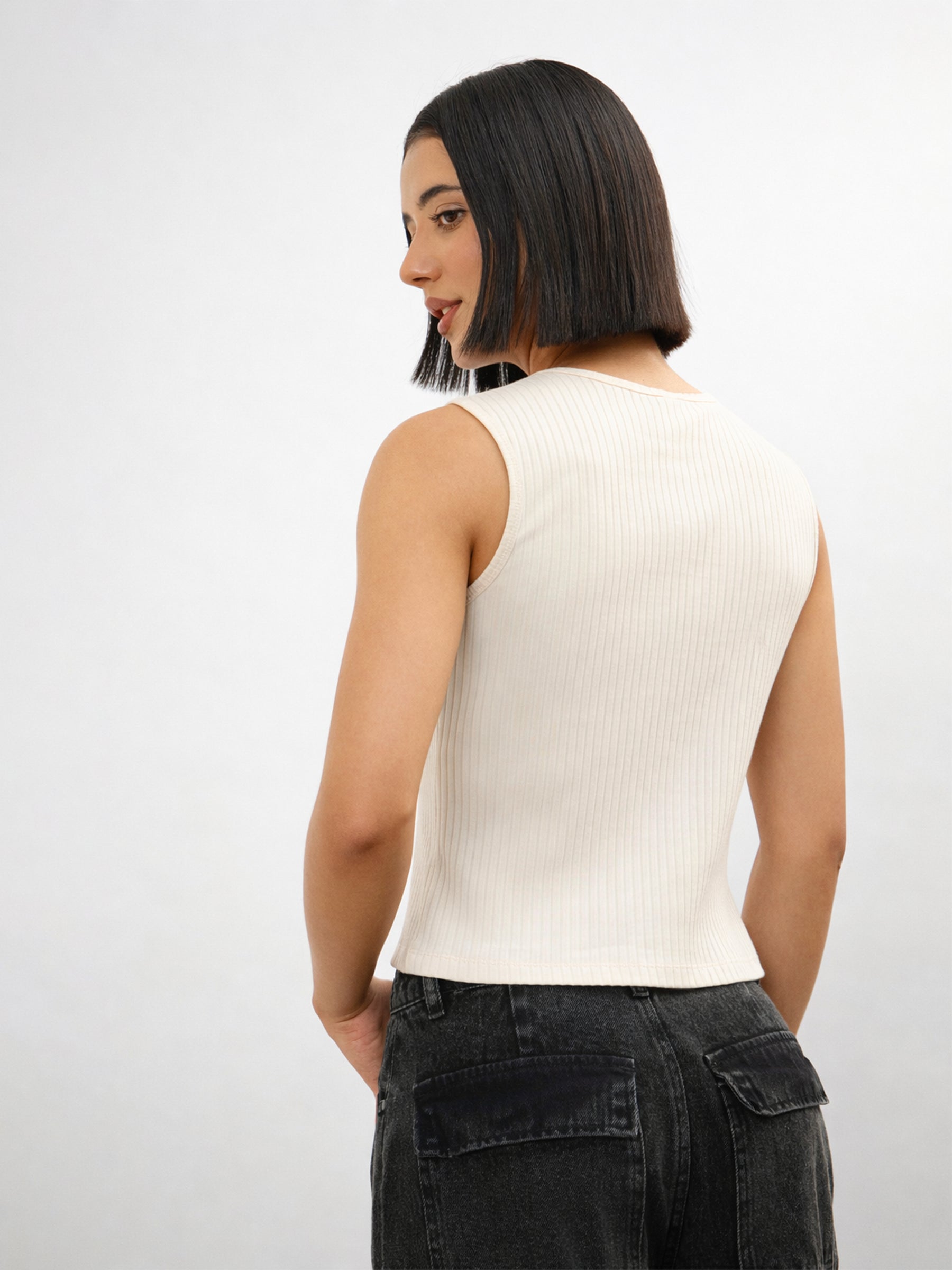 Off-White Round Neck Button Down Sleeveless Top-SASSAFRAS